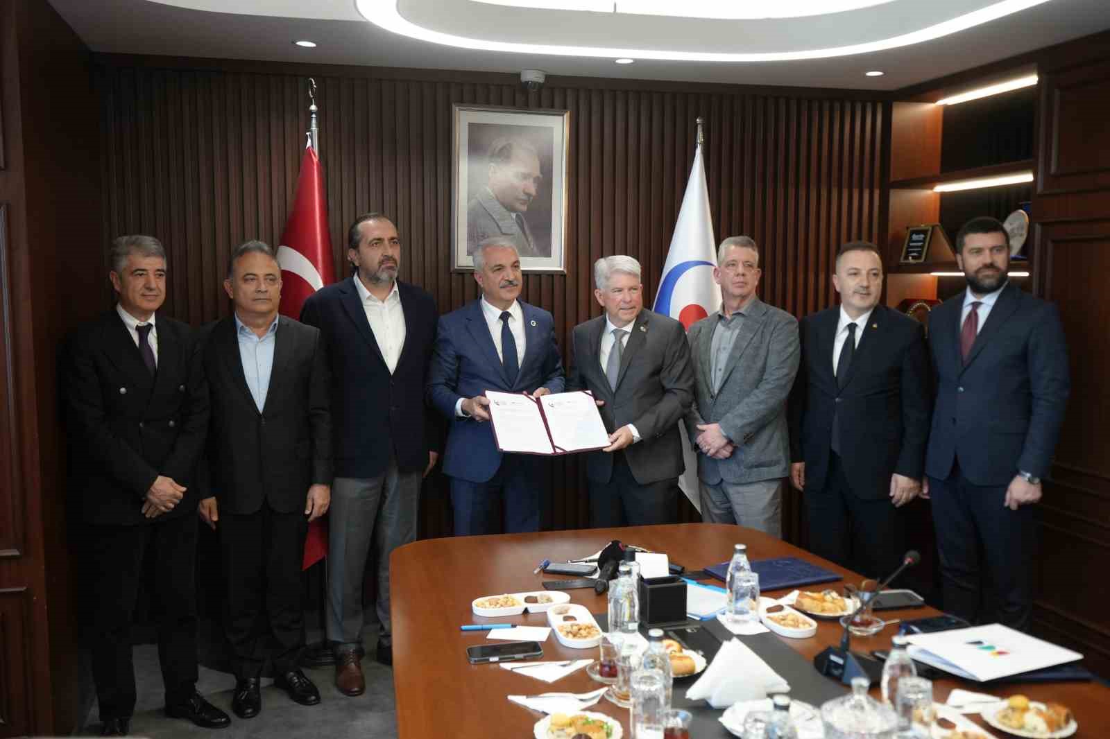 Gebze&rsquo;den Kanada&rsquo;ya kıtalar arası ticaret k&ouml;pr&uuml;s&uuml;
