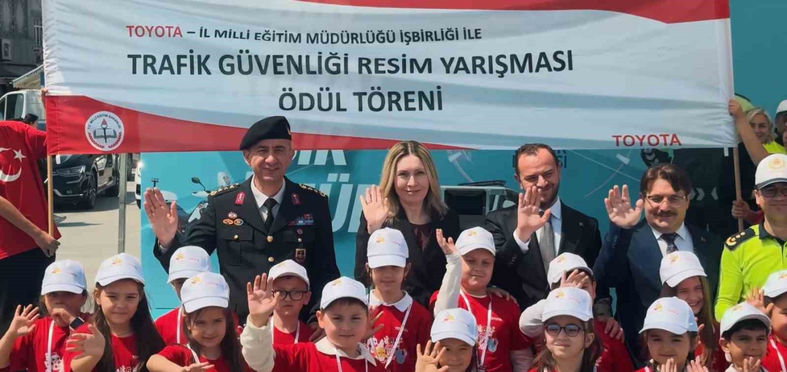 Sakarya&rsquo;da jandarma ekipleri bu kez bilgilendirmek i&ccedil;in sahada
