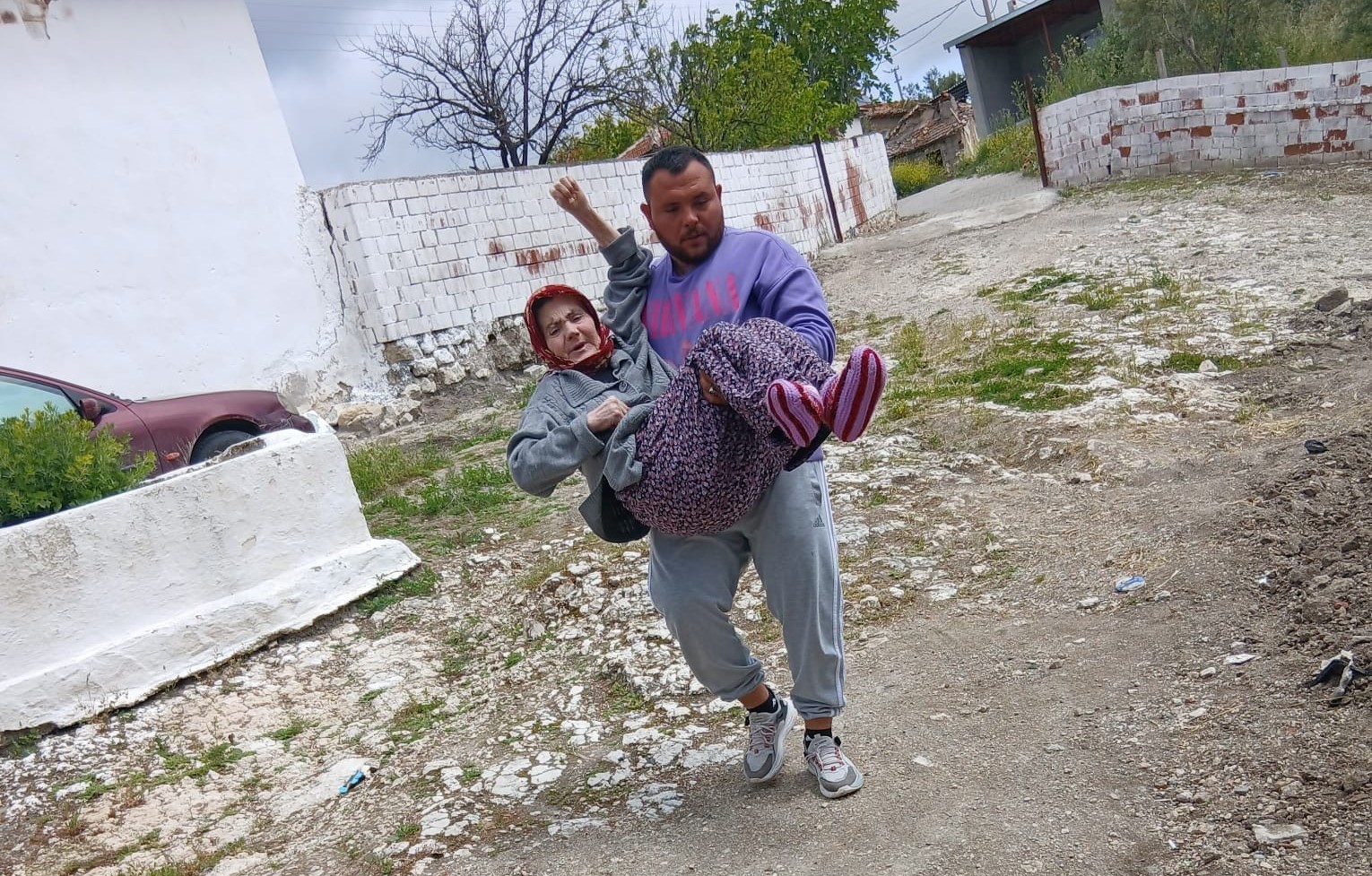 Sosyal medyadan yapılan çağrı karşılık buldu