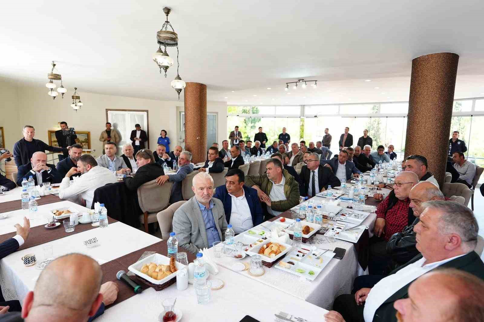 Başkan Dutlulu Saruhanlı&rsquo;da toplu ulaşım esnafıyla buluştu
