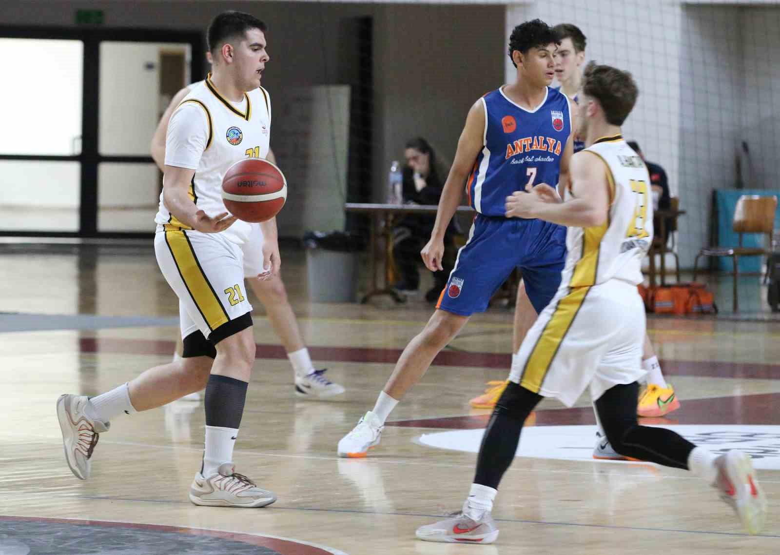 U18 Basketbol Türkiye Şampiyonası’nda üçüncü gün sonuçları