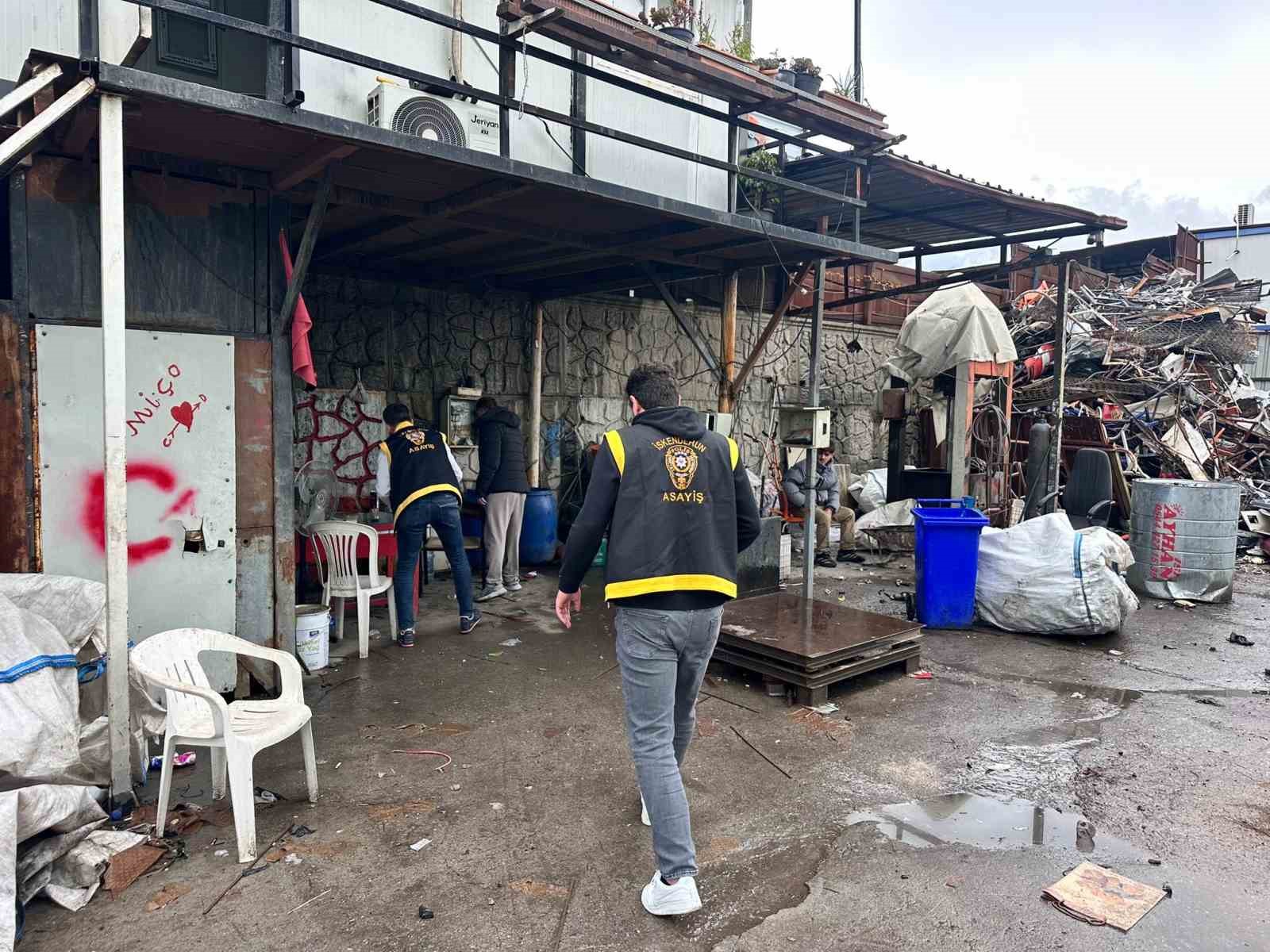 İskenderun ve Dörtyol’da hurdacılar denetlendi