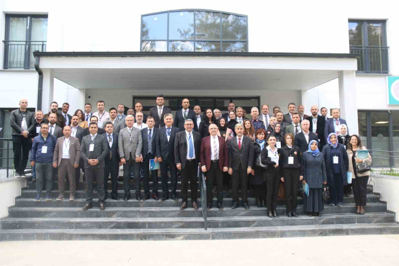 Kütahya’da okullarda güvenlik için kapsamlı bir çalıştay düzenlendi
