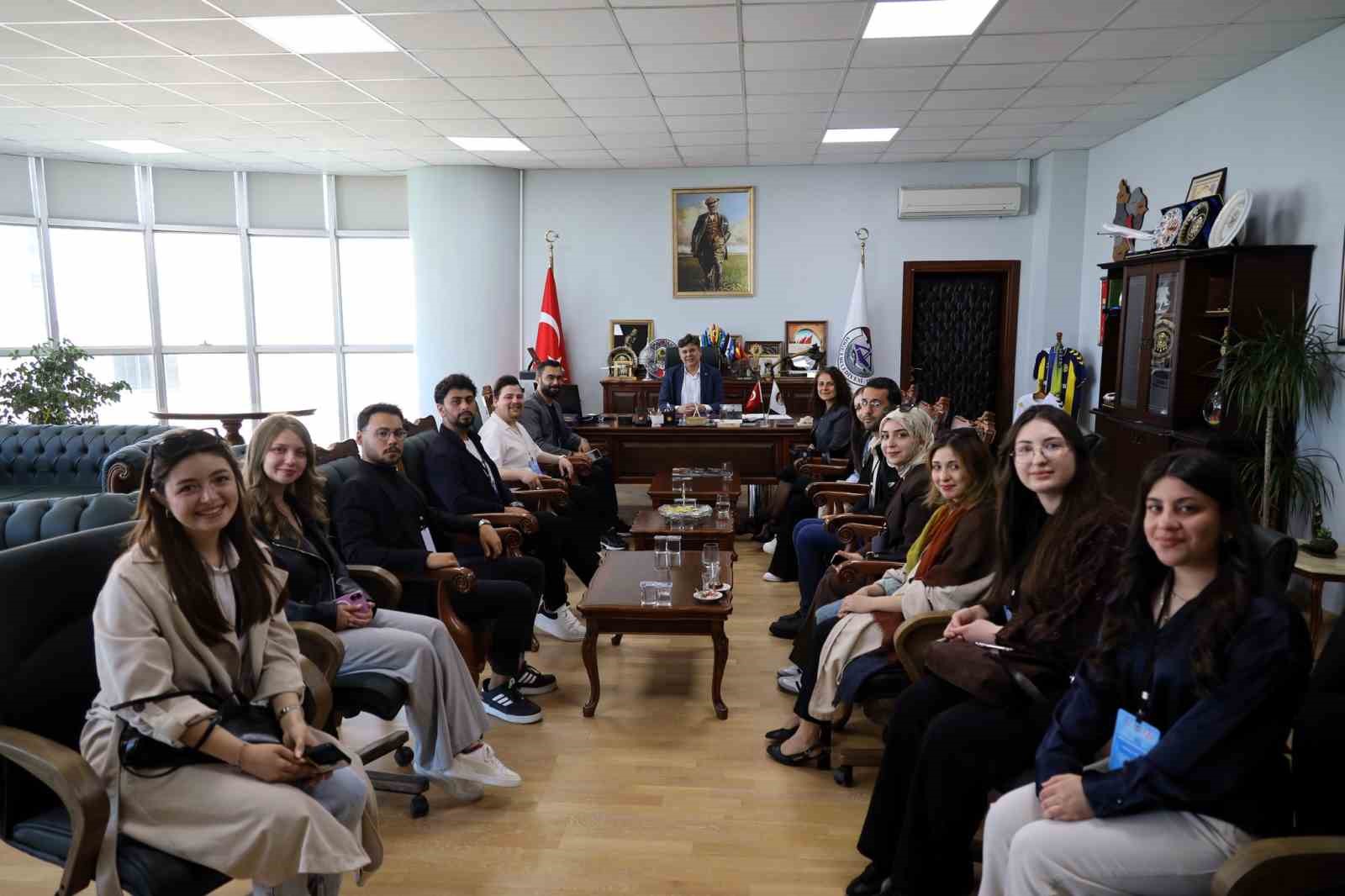 BŞE&Uuml; &ouml;ğrencilerinden tarih yolculuğu
