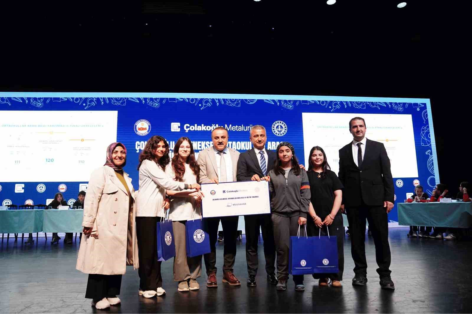&Ccedil;olakoğlu Metalurji&rsquo;nin geleneksel bilgi ve k&uuml;lt&uuml;r yarışması yoğun katılımla ger&ccedil;ekleşti
