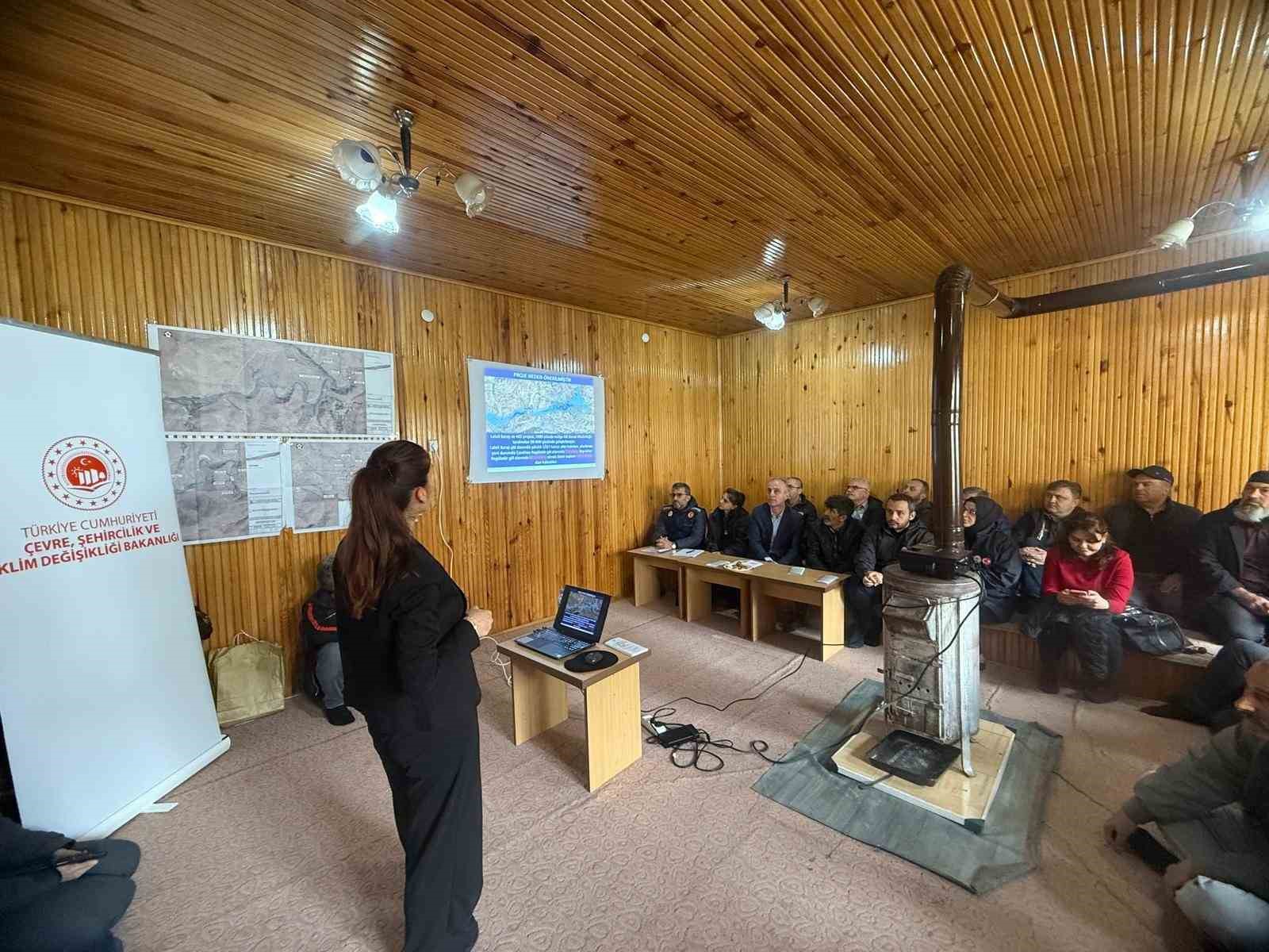 &Ccedil;amlıkoz ve Bayraktar&rsquo;daki HES projesi i&ccedil;in halkın g&ouml;r&uuml;şleri alındı

