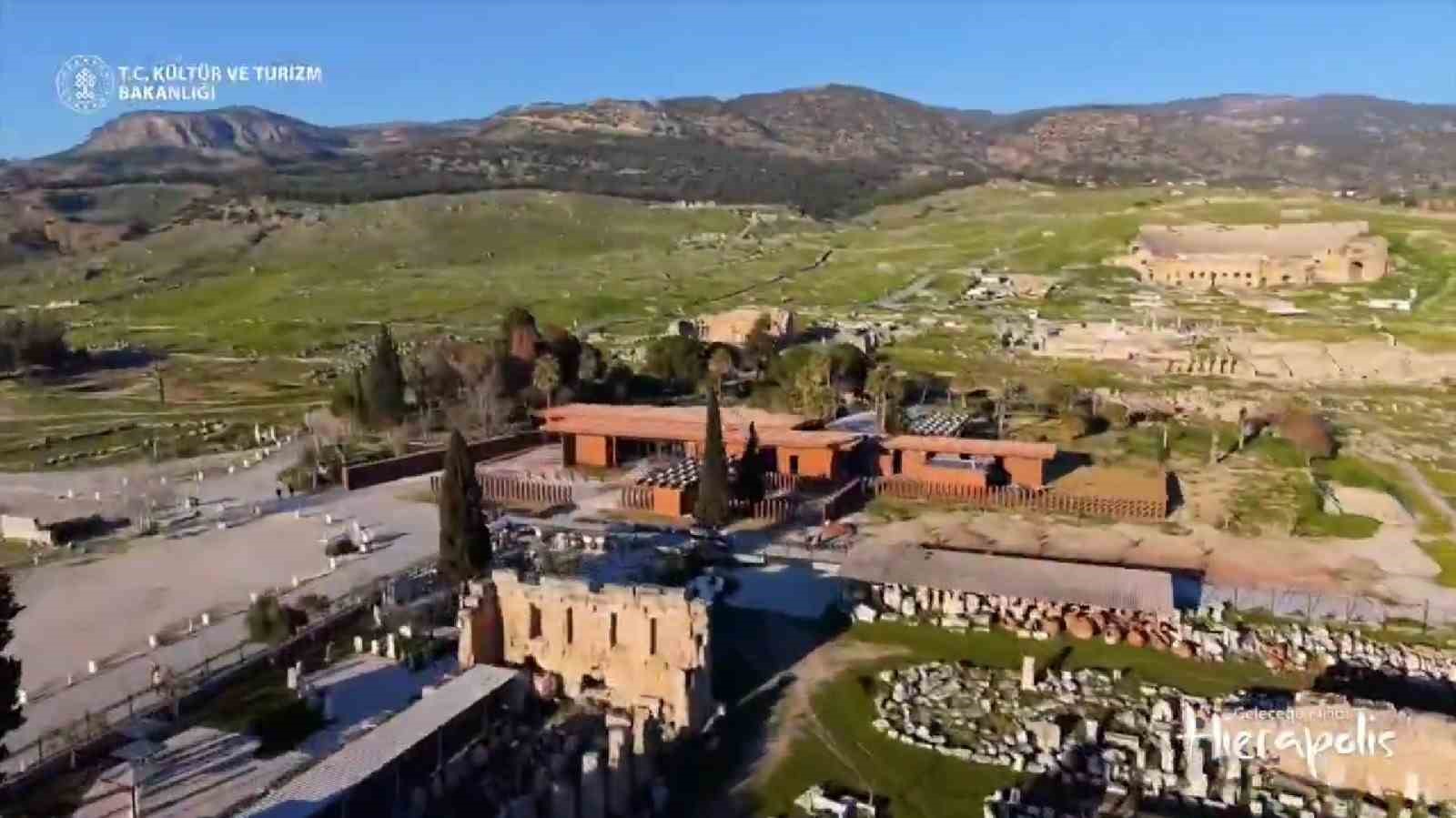 Hierapolis Antik Havuzun restorasyon &ccedil;alışmaları tamamlandı
