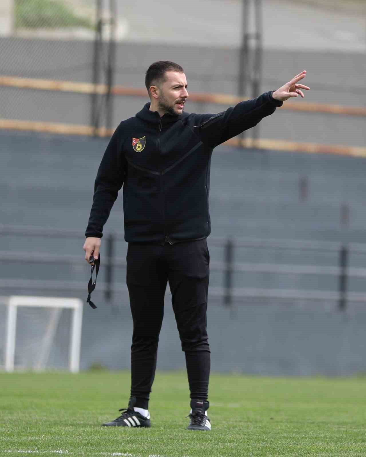 Barış Kanbak: "Gen&ccedil;lerin motivasyonunu artırıp iyi performans elde ettik"
