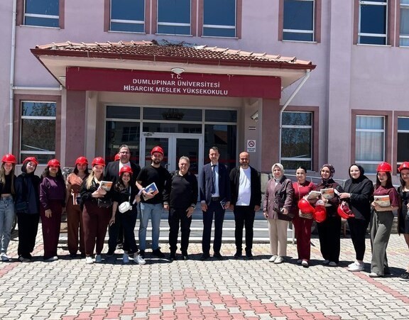 Hisarcık MYO&rsquo;da  "İSG Kariyer K&ouml;pr&uuml;s&uuml;: Okuldan Sahaya" başlıklı s&ouml;yleşi d&uuml;zenlendi
