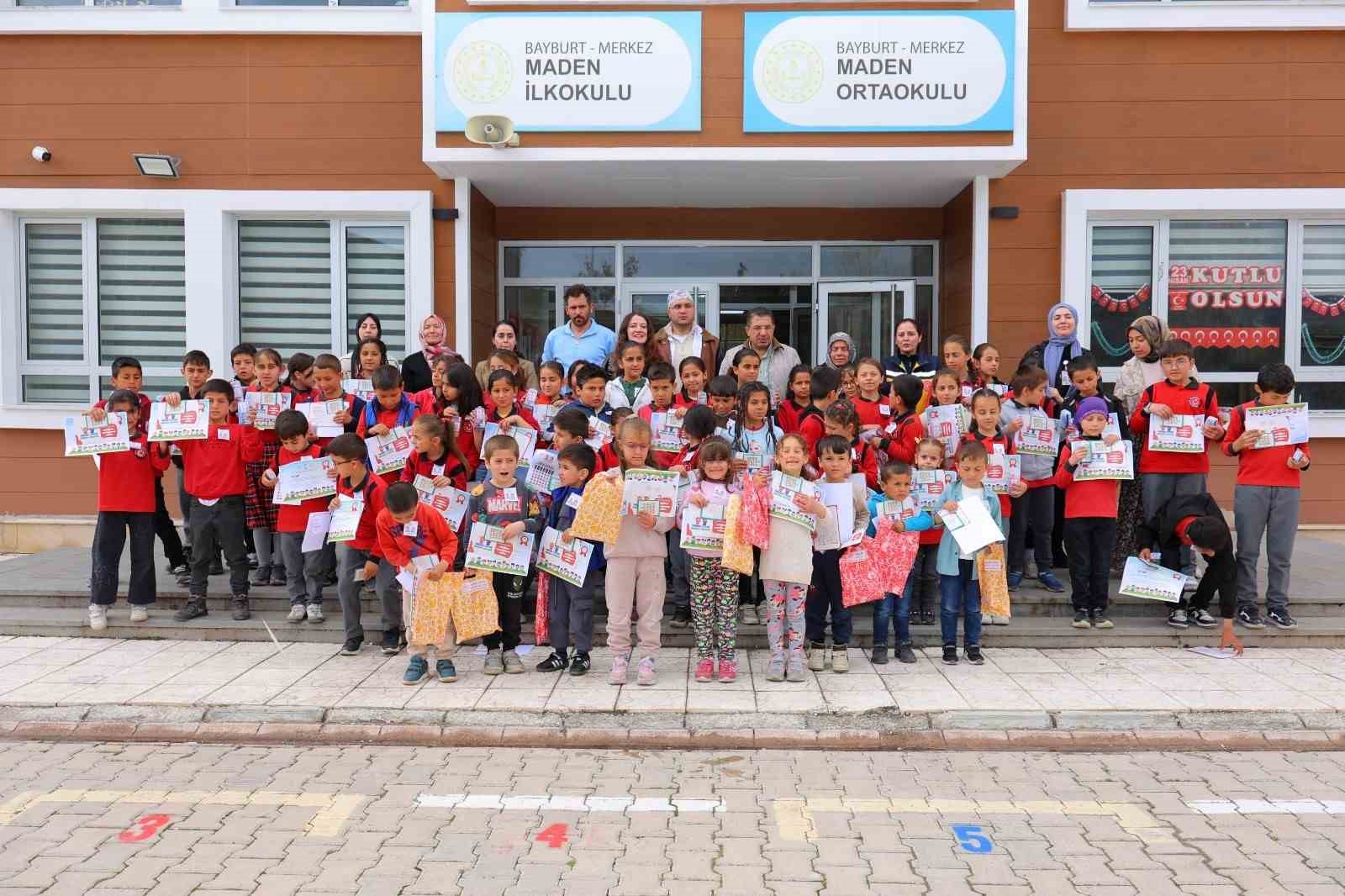 Bayburt’ta öğrencilere "Sağlıklı Çocuk, Sağlıklı Gelecek" eğitimi verildi