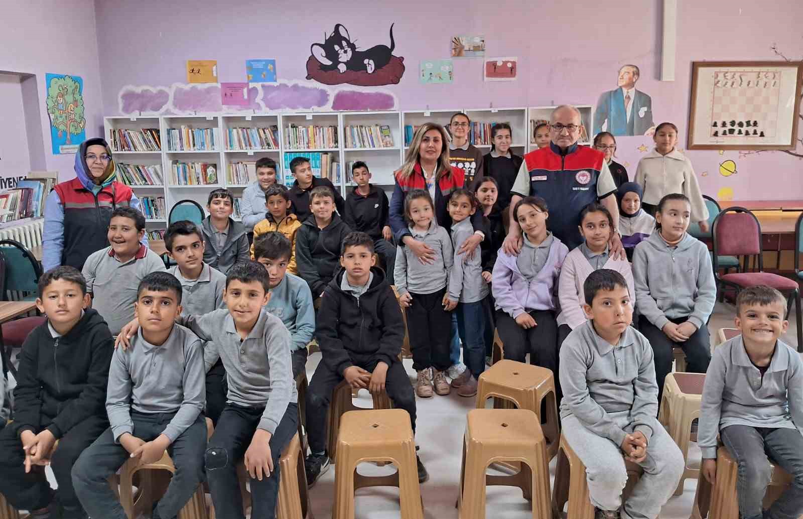 Eğirdir’de öğrencilere su tasarrufu ve gıda güvenliği eğitimi verildi
