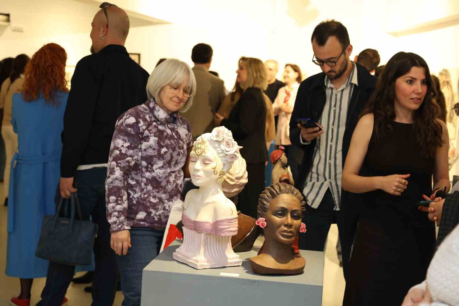 Nil&uuml;fer&rsquo;de sanat r&uuml;zgarı
