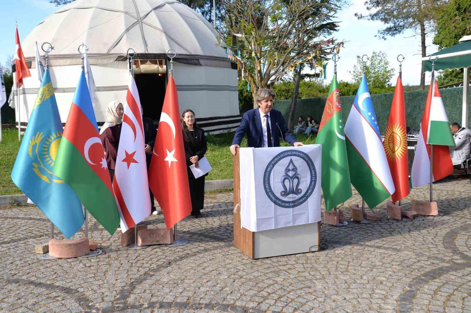 Hıdırellez coşkusu BU&Uuml;&rsquo;y&uuml; sardı

