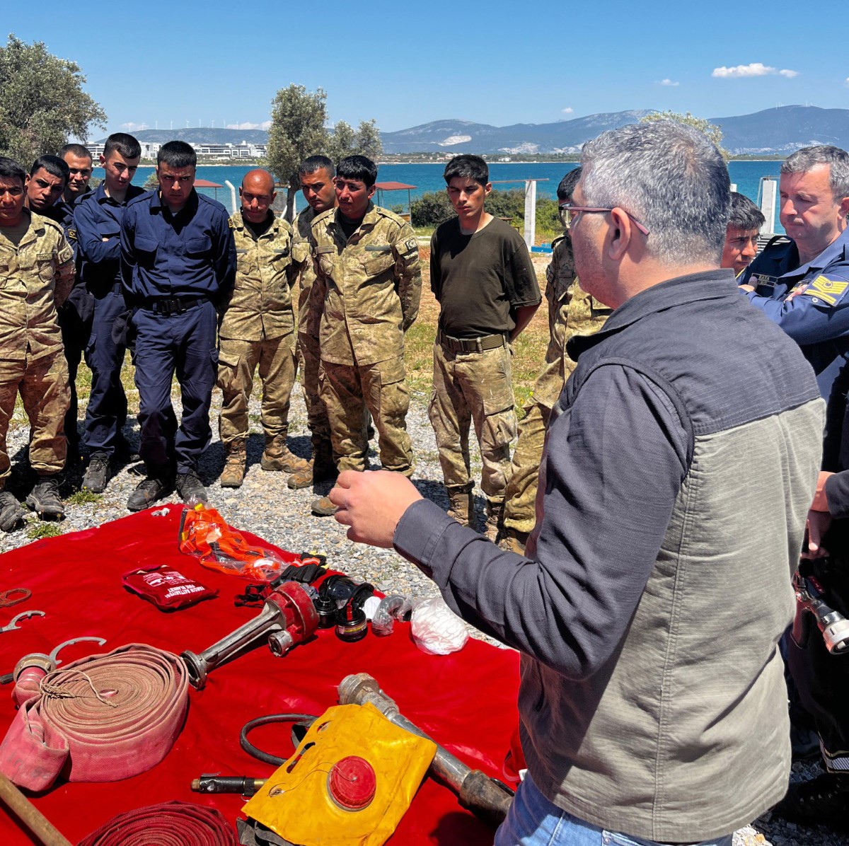 Askeri personele orman yangını eğitimi
