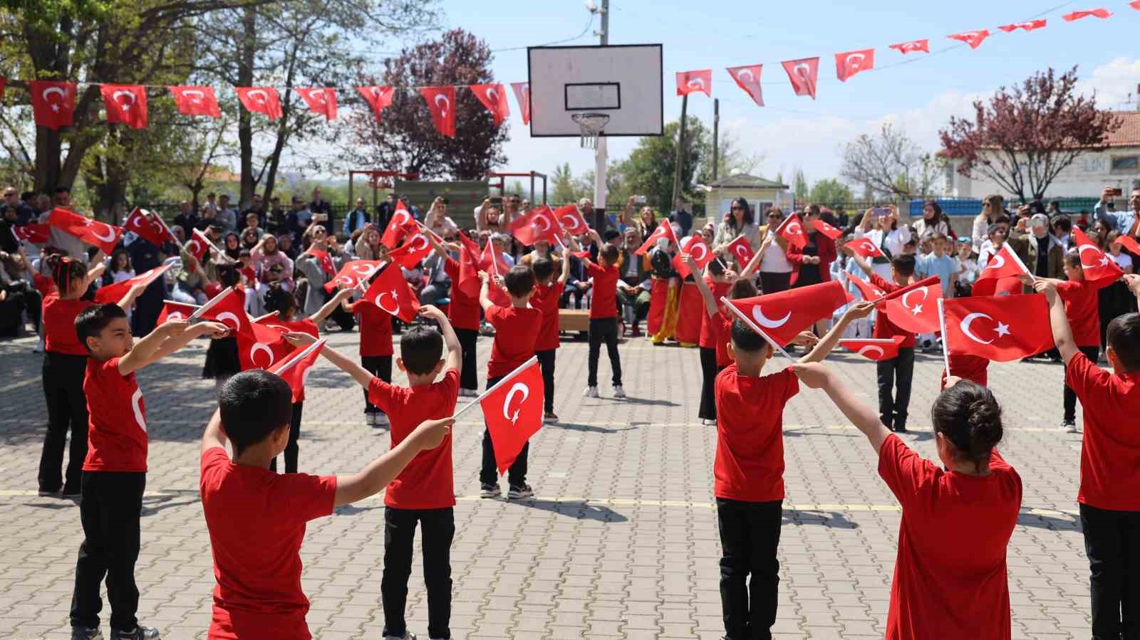 Kırşehir&rsquo;de hıdrellez coşkusu 3 erenle başladı
