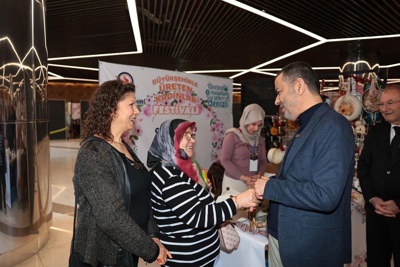 Denizli B&uuml;y&uuml;kşehir Anneler G&uuml;n&uuml; heyecanını kadın emeği ile birleştiriyor
