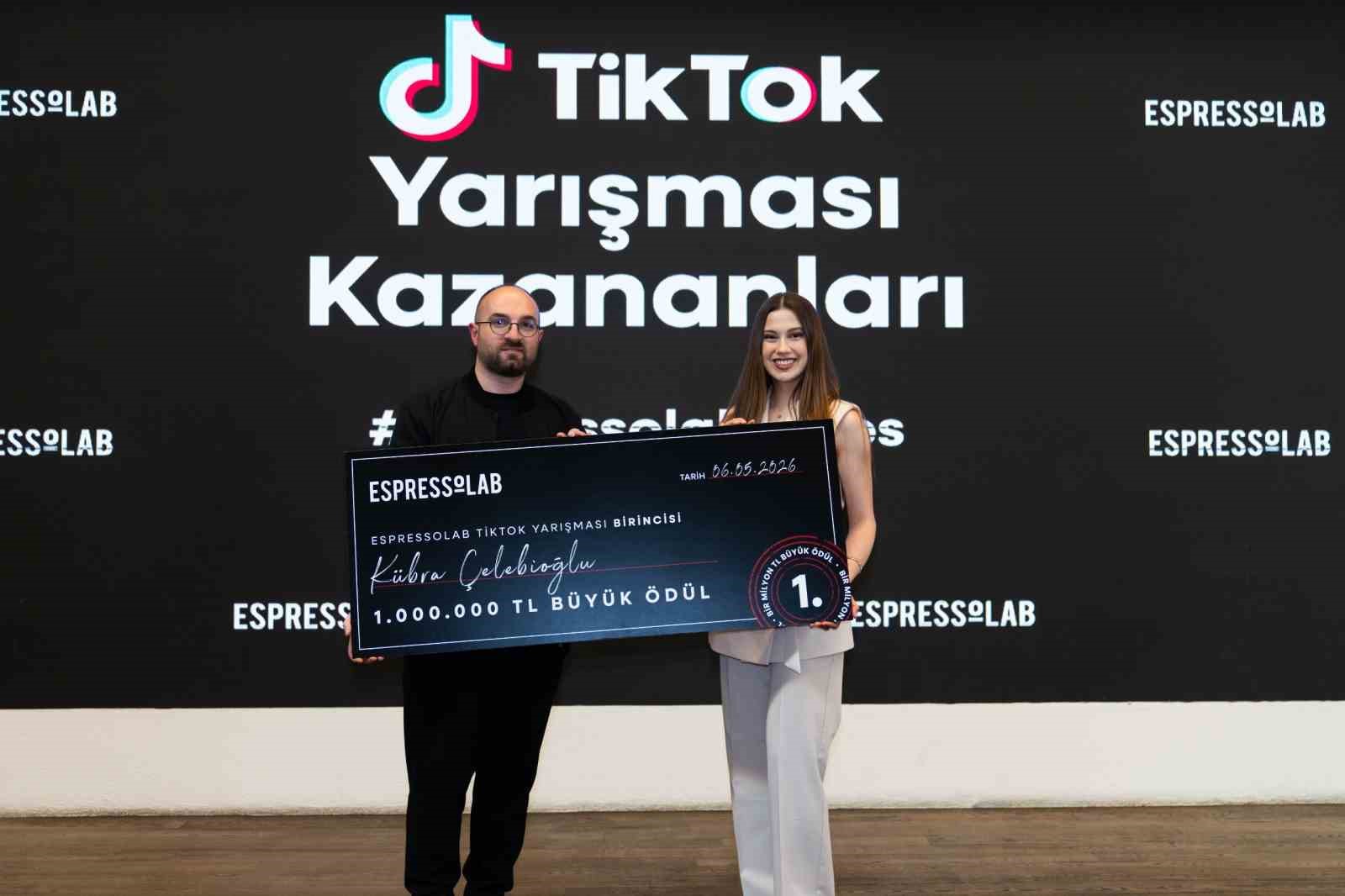Espressolab sosyal medya yarışmasının kazananları &ouml;d&uuml;llerini aldı
