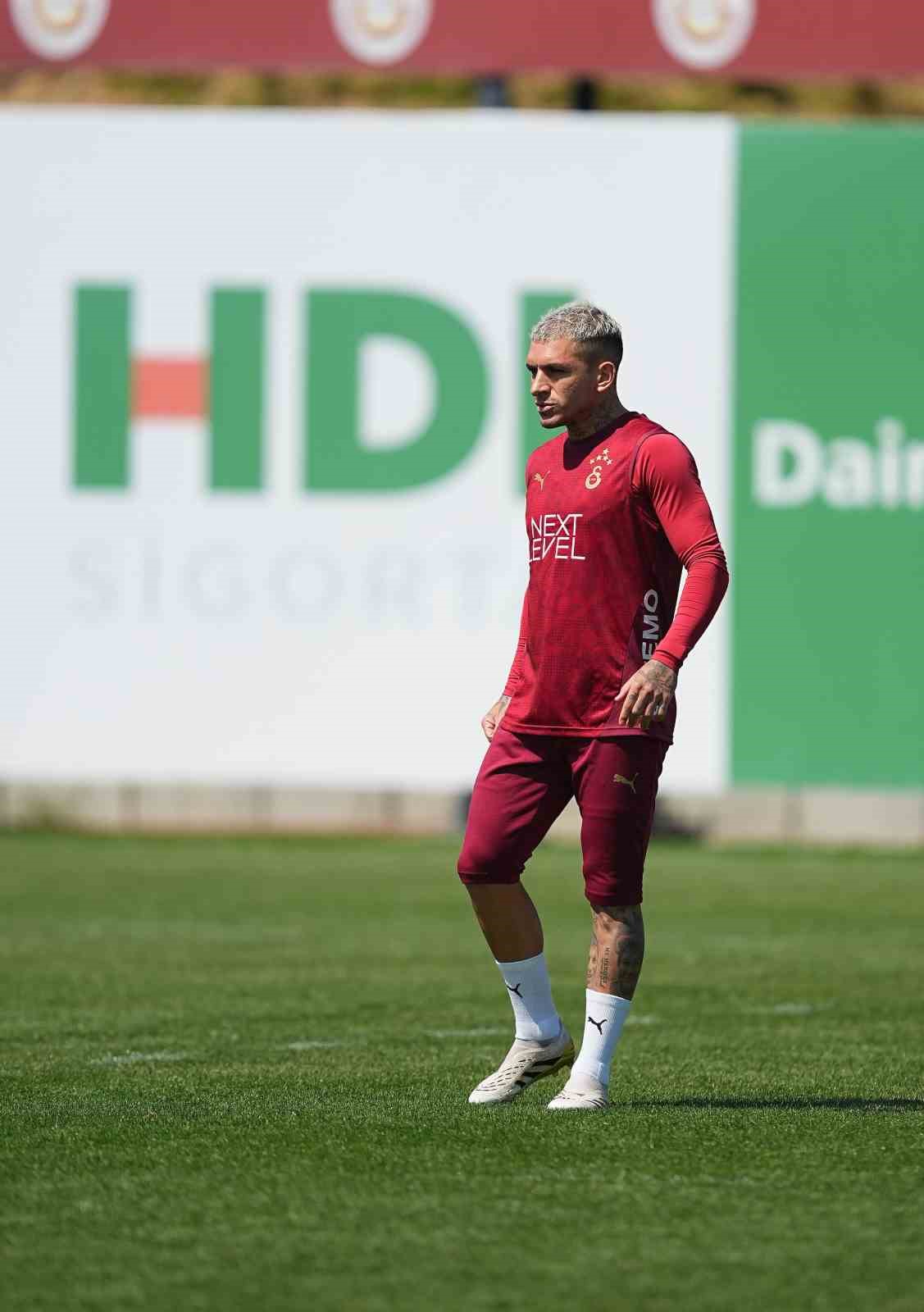 Galatasaray, Antalyaspor ma&ccedil;ı hazırlıklarına devam etti
