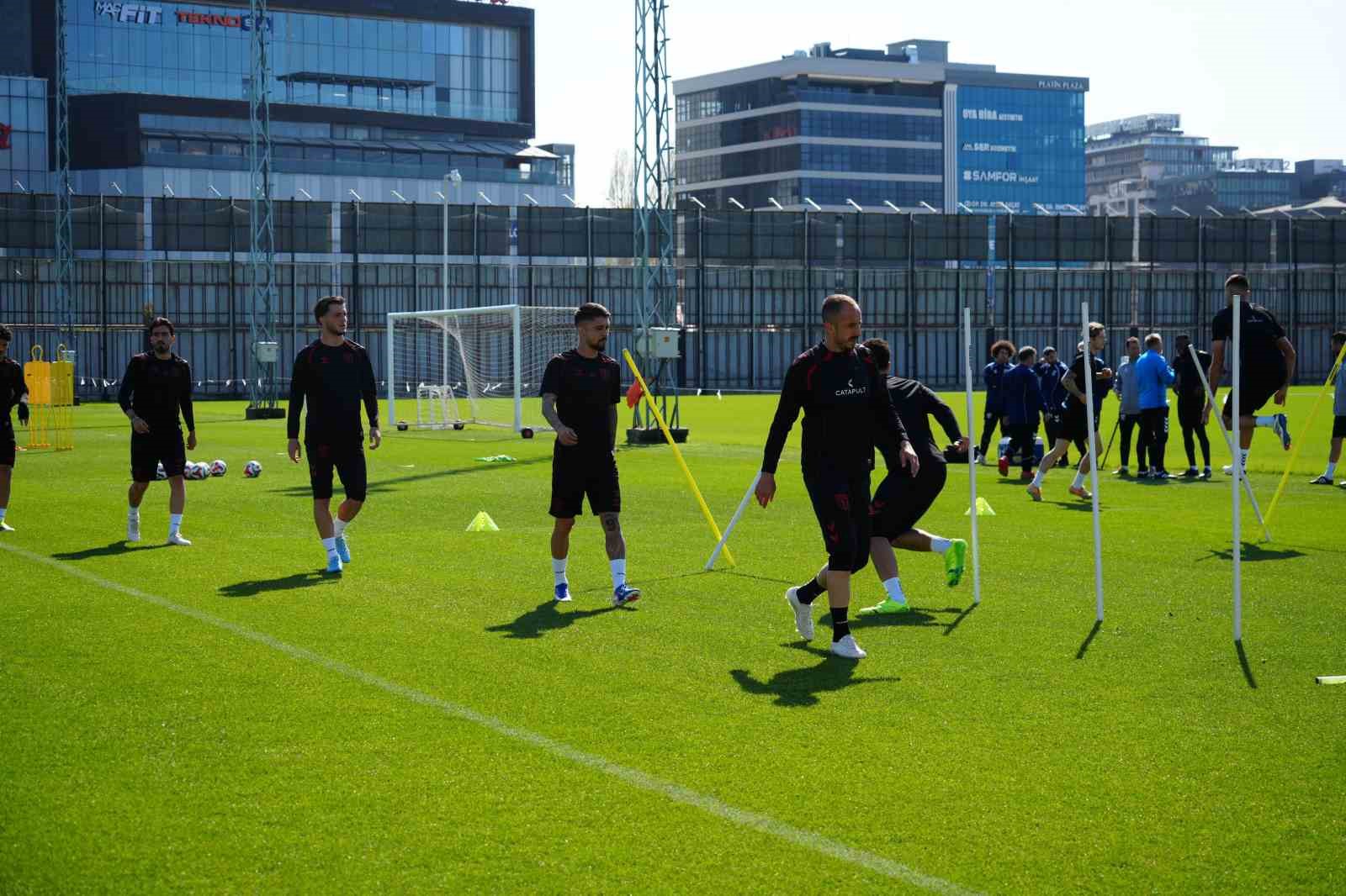 Zeki Yavru: "Futbolu Samsunspor&rsquo;da bırakmak istiyorum"
