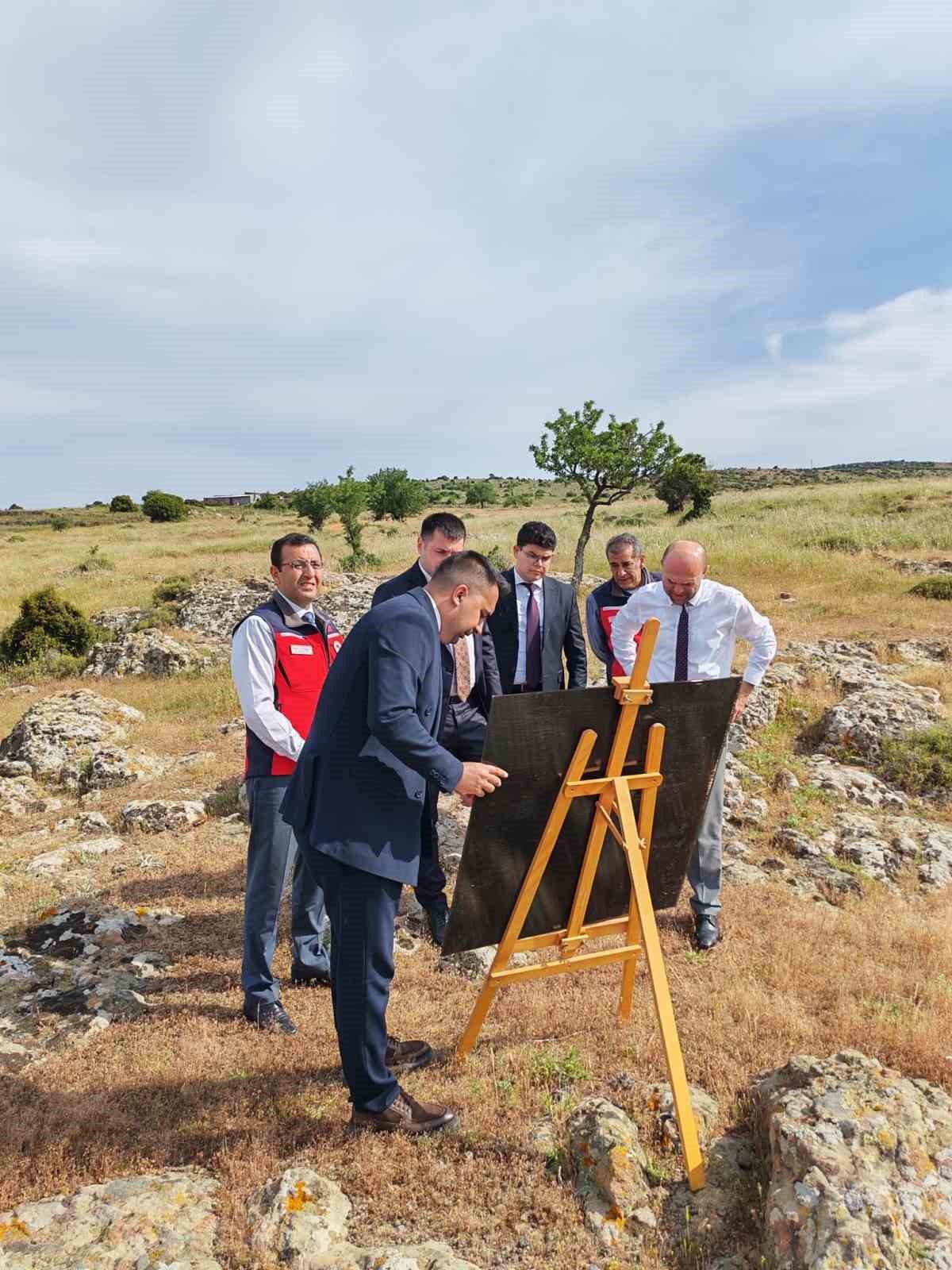 Tarım Reformu Genel M&uuml;d&uuml;r Yardımcısı Karabulut, &Ccedil;anakkale&rsquo;de incelemelerde bulundu
