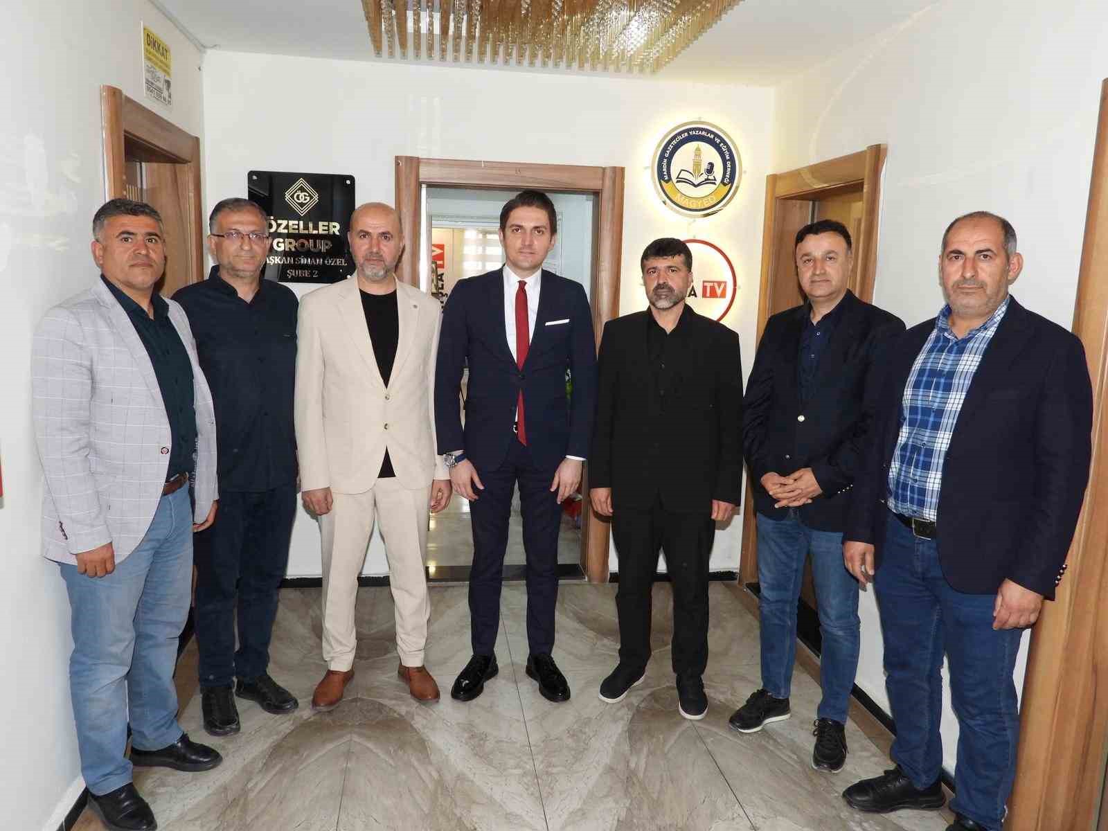 Kaymakam &Ccedil;akır, MAGYED Başkanı Aslan ile bir araya geldi
