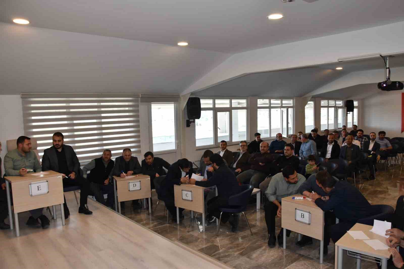 K&uuml;tahya Dini İhtisas Merkezi&rsquo;nde Bilgi Yarışması d&uuml;zenlendi
