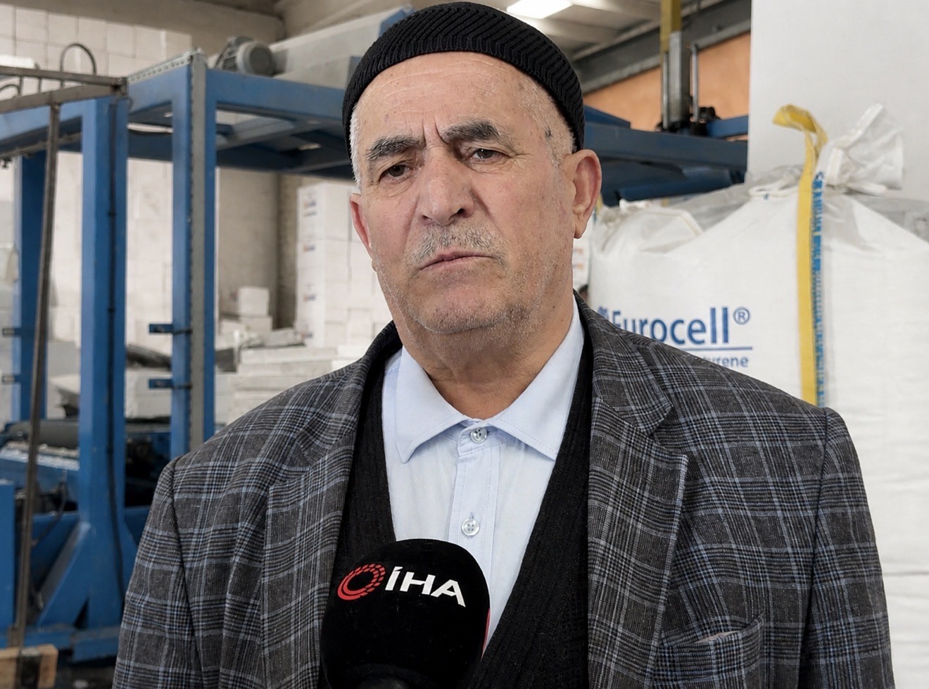 Ağrı Dağı eteklerinde kurulan strafor fabrikasına sağlanan 20 milyonluk devlet desteğiyle &uuml;retim arttı
