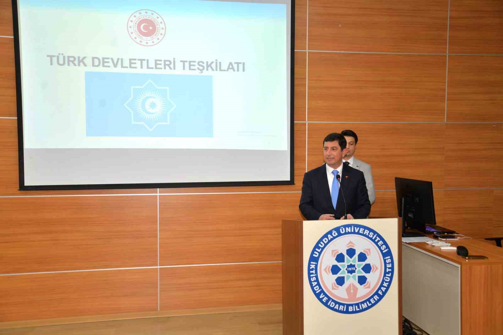 BU&Uuml;&rsquo;de  "Ortak Dış Politika Vizyonu" konuşuldu

