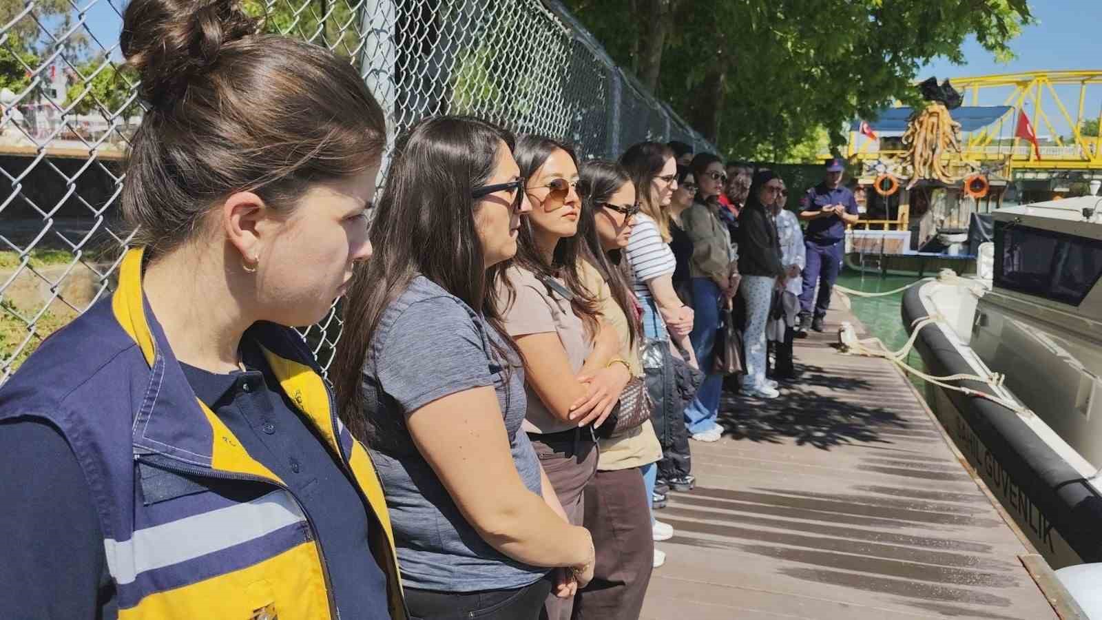 Sahil G&uuml;venlik Komutanlığı&rsquo;ndan 112 Personeline Tıbbi Tahliye Eğitimi
