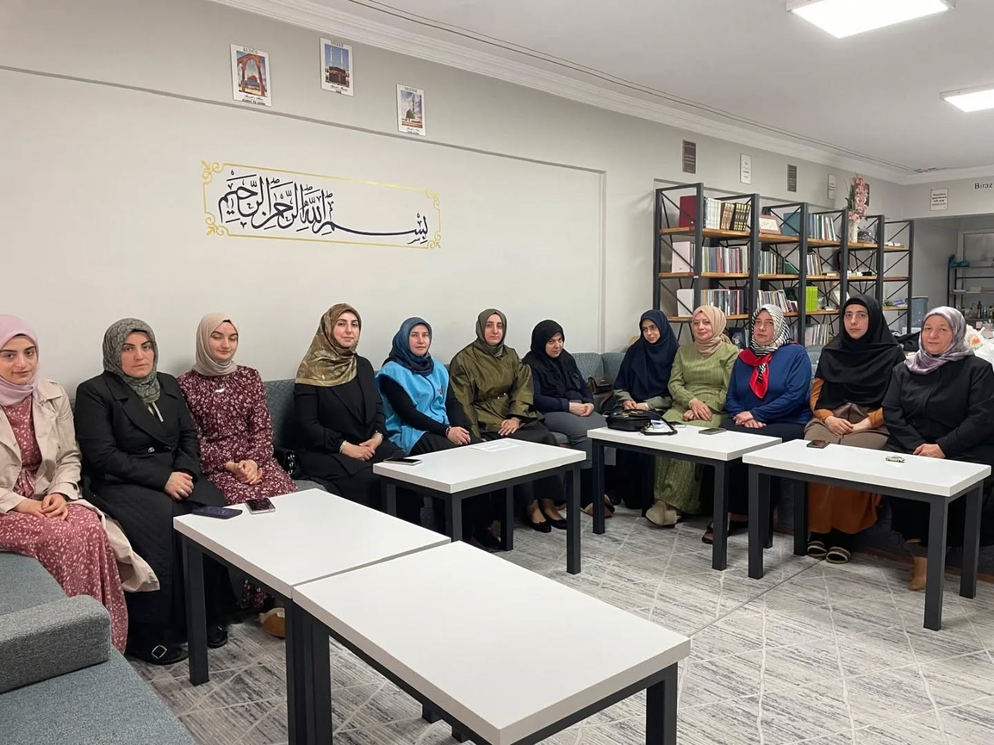 Bayburt’ta kadınlara aile içi iletişim semineri verildi