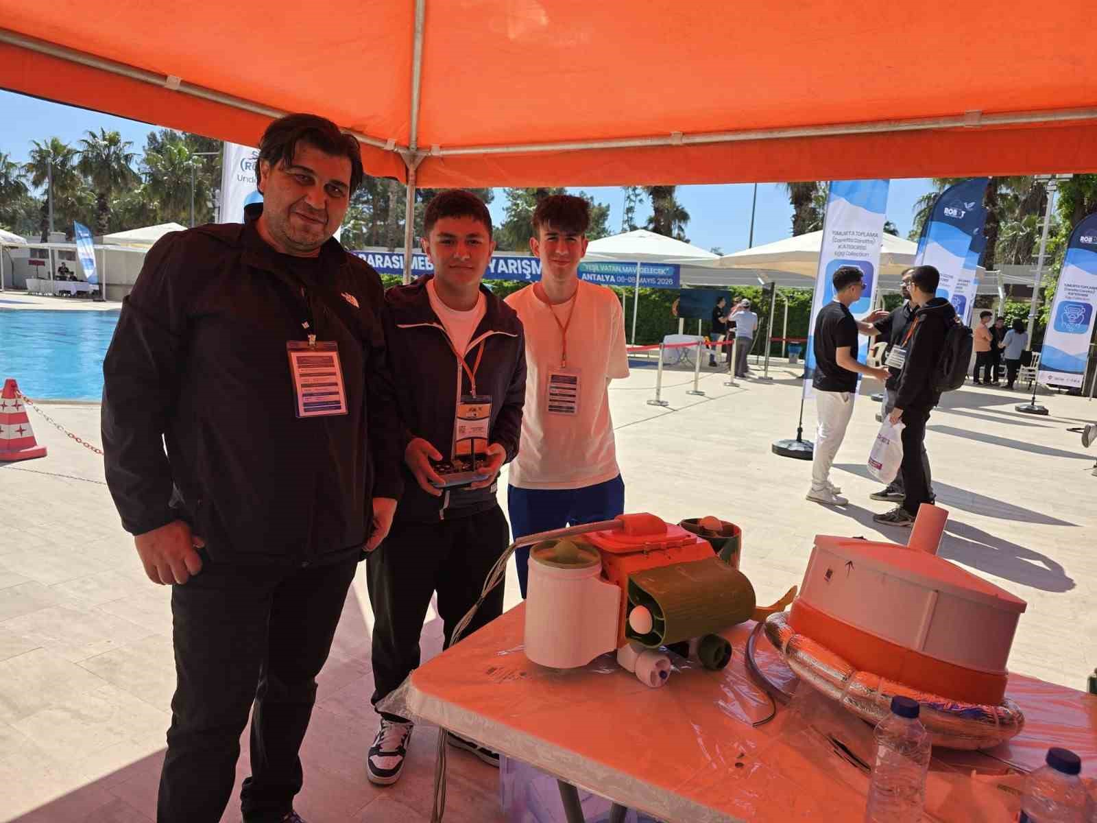Bolu’da öğrencilerin tasarladığı su altı robotu "SAR-14" beğeni topladı