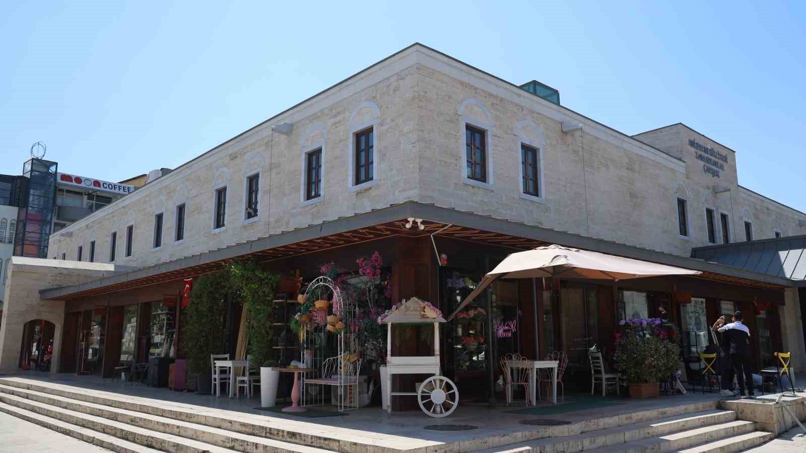 Mesleğinin son temsilcisi, &ccedil;ırak bulamıyor
