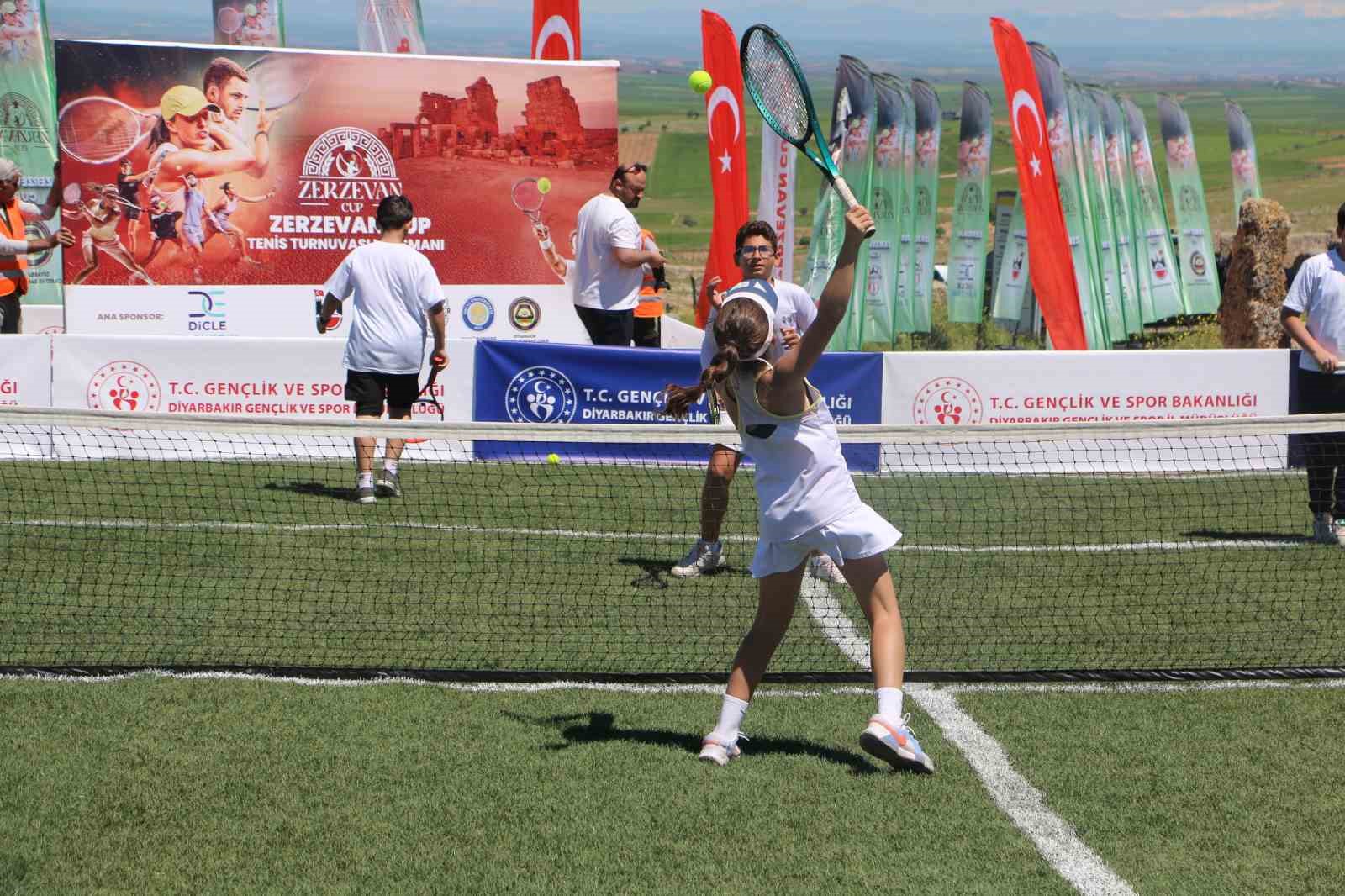Diyarbakır&rsquo;da 2. Zerzevan Cup lansmanı tarihi kalede ger&ccedil;ekleştirildi
