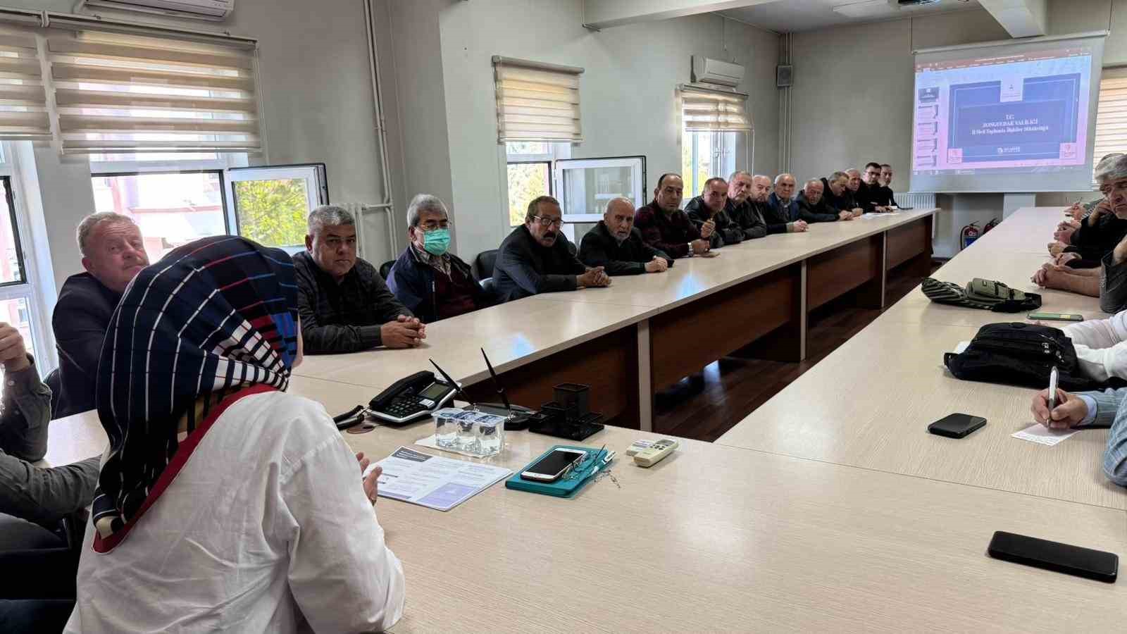 Alaplı&rsquo;da derneklere bilgilendirme toplantısı
