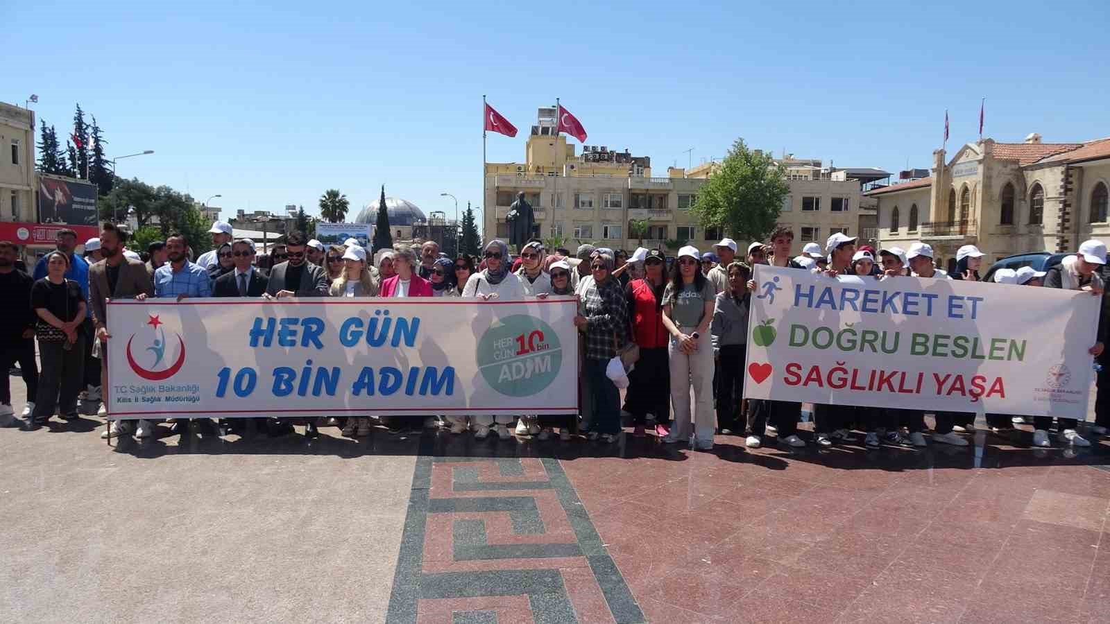 Kilis&rsquo;te "Sağlık İ&ccedil;in Hareket Et G&uuml;n&uuml;" kapsamında y&uuml;r&uuml;y&uuml;ş d&uuml;zenlendi
