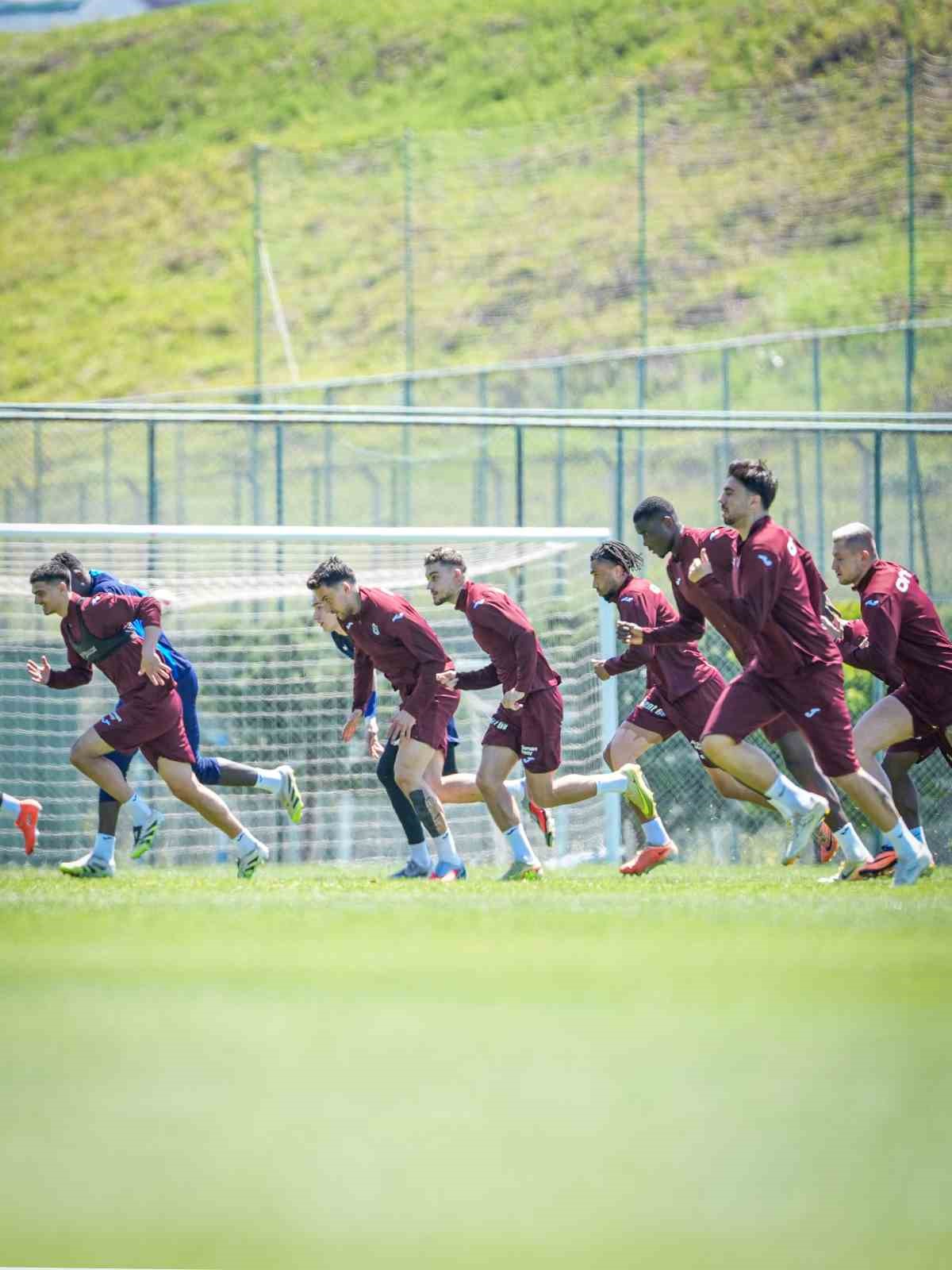 Trabzonspor, Beşiktaş ma&ccedil;ı hazırlıklarını tamamladı
