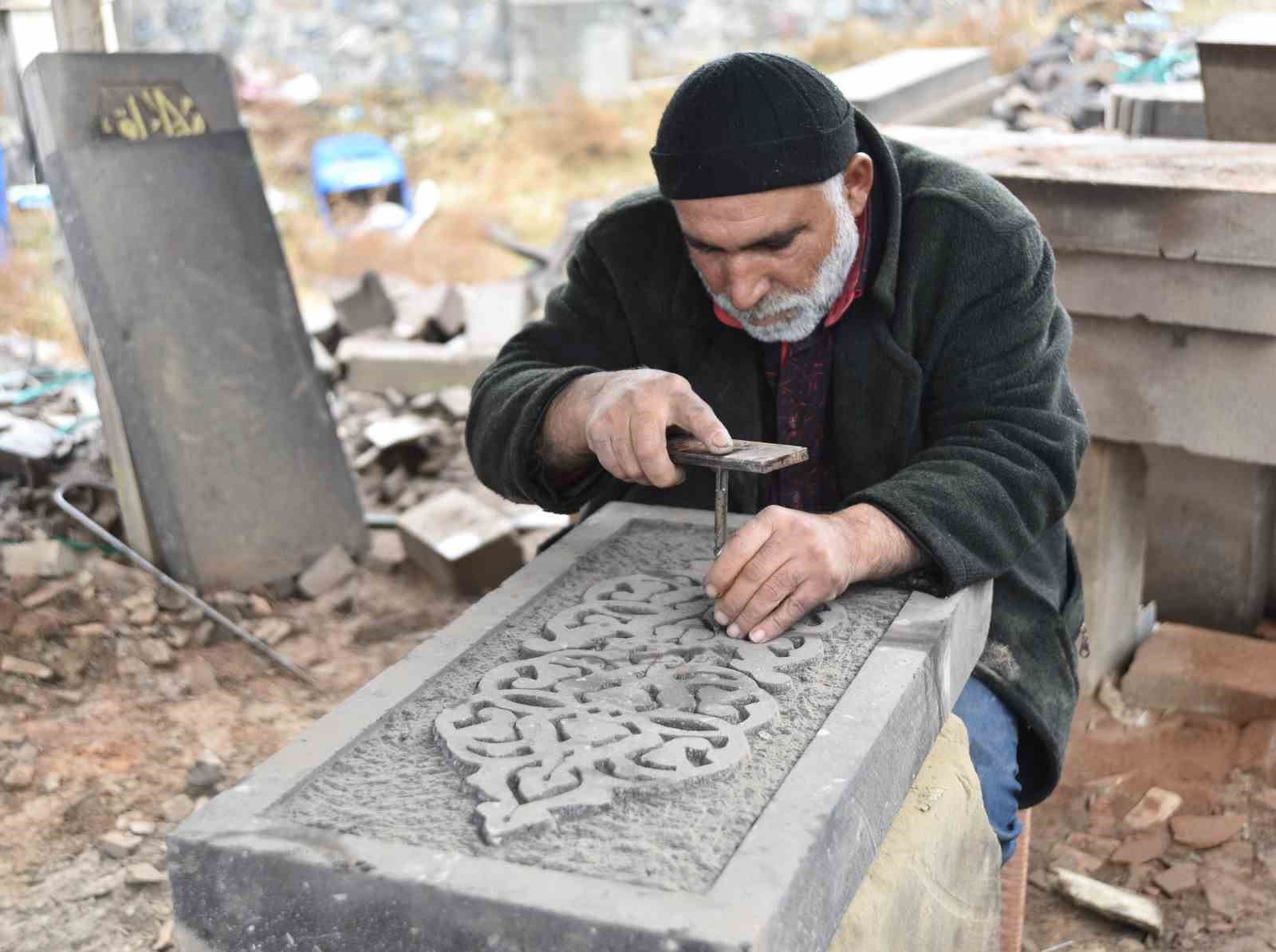 "Geleneksel Ahlat Taş İş&ccedil;iliği &Ccedil;alıştayı" d&uuml;zenlenecek
