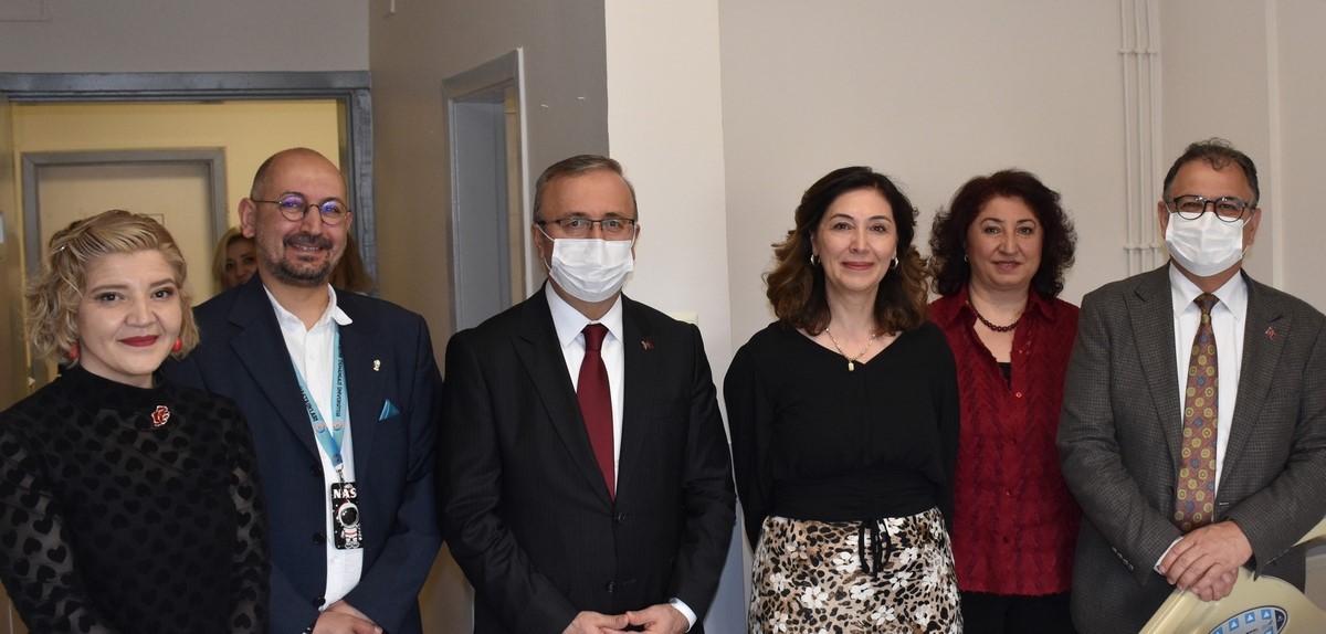 ESOG&Uuml; Hastanesi&rsquo;nde Anneler G&uuml;n&uuml; kutlandı
