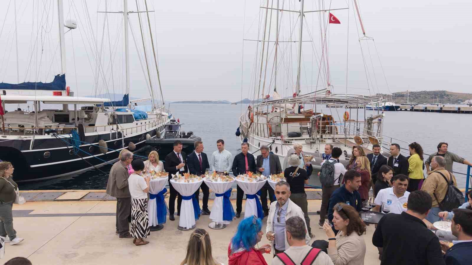 İki Yaka K&uuml;lt&uuml;r Festivali&rsquo;nde dostluk mesajları verildi
