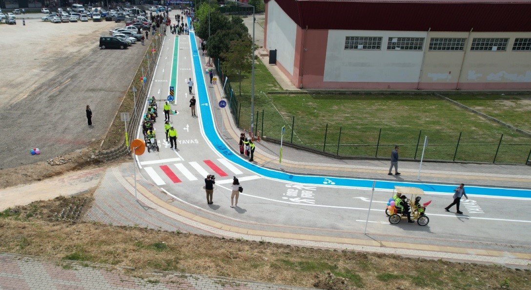 Kızılcıklı Mahallesi&rsquo;nde Trafik Eğitim Sokağı a&ccedil;ıldı
