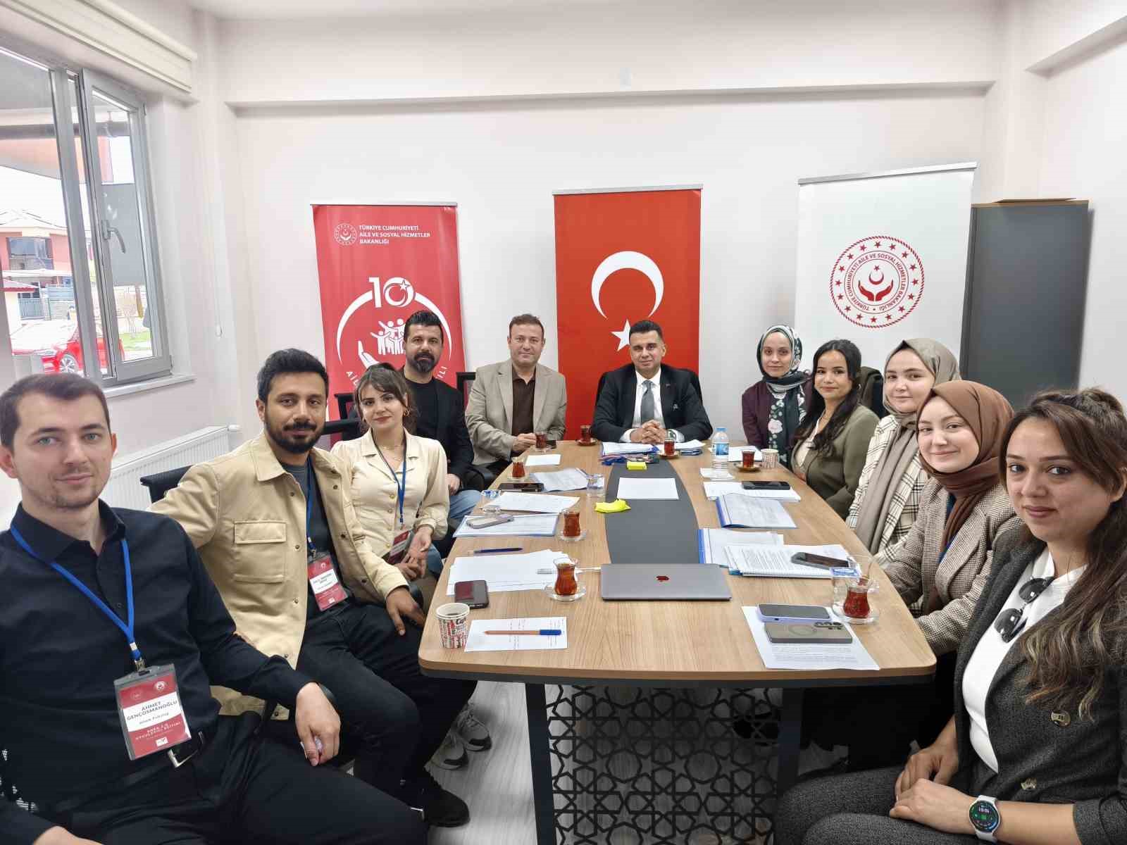ANKA &ccedil;ocuk destek programı Erzurum b&ouml;lge toplantısı tamamlandı
