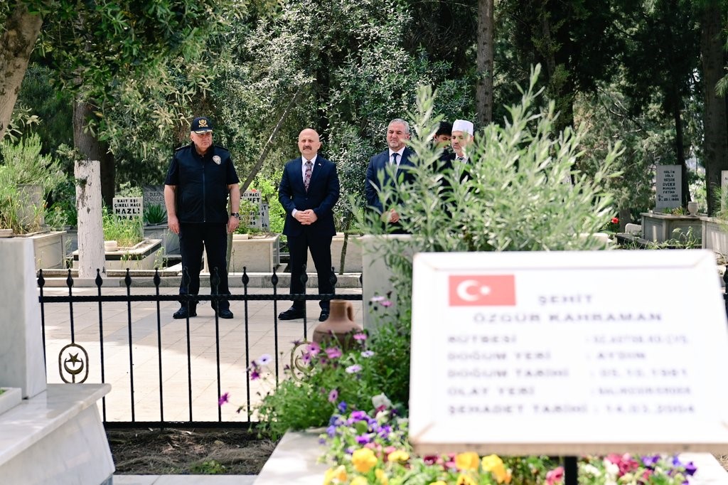Vali Varol, şehitleri unutmadı
