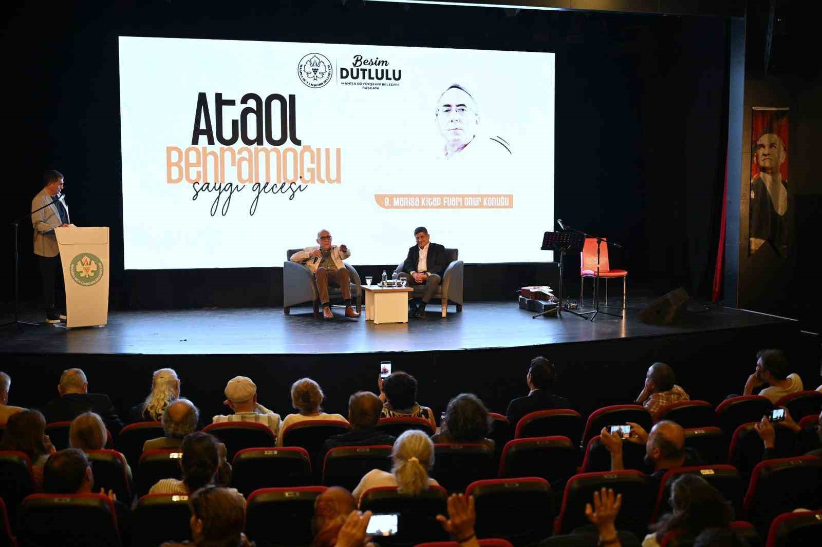 Ataol Behramoğlu Manisalılarla buluştu