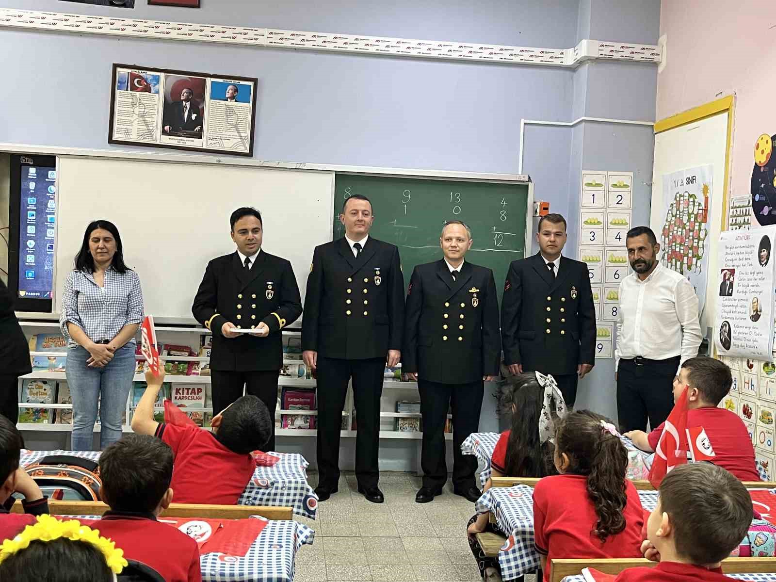 Bayındır&rsquo;da "İlk Mektubum Mehmet&ccedil;iğe" projesinde duygusal anlar
