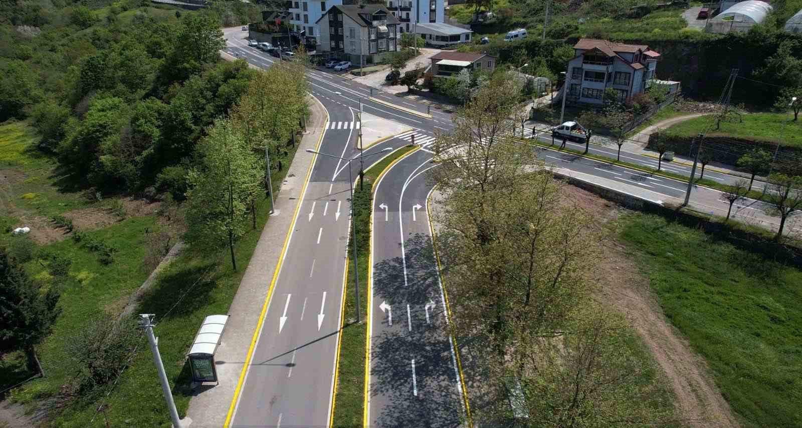 Başiskele&rsquo;de yeni kavşak hizmete a&ccedil;ıldı
