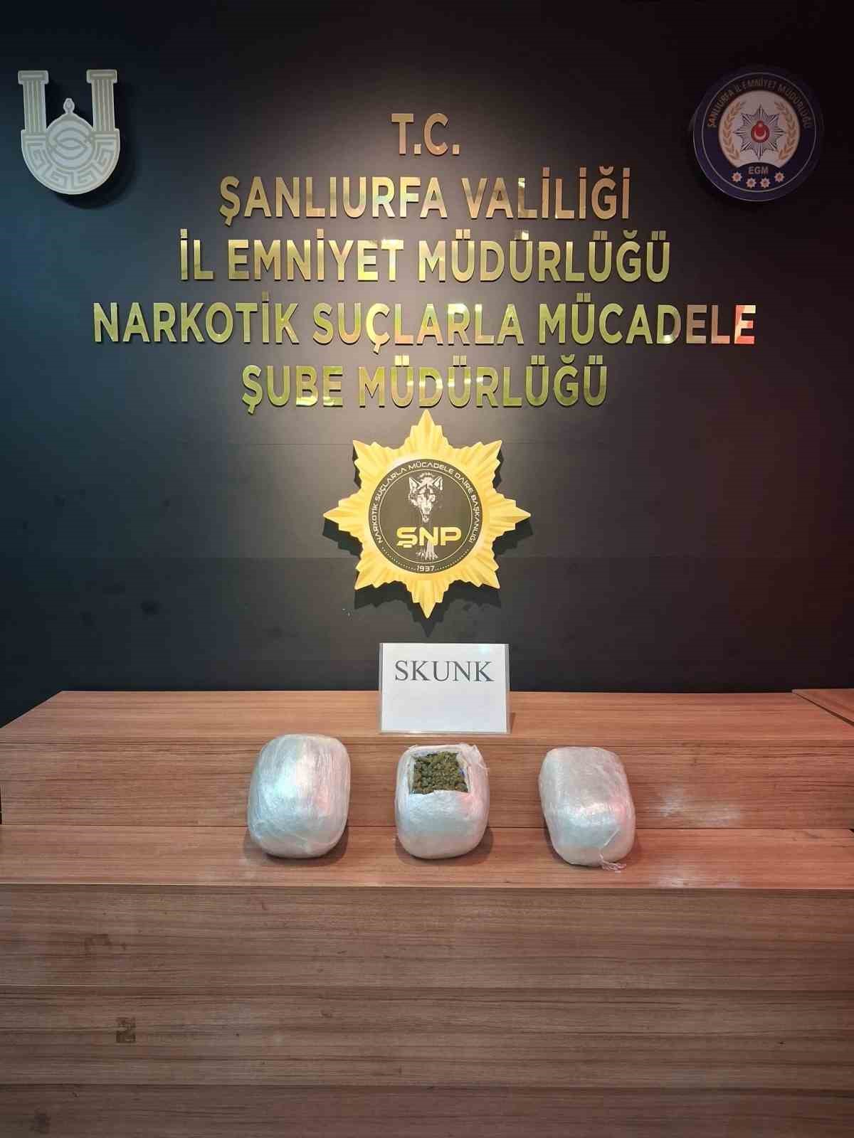 Şanlıurfa’da 6 kilo 800 gram uyuşturucu ele geçirildi
