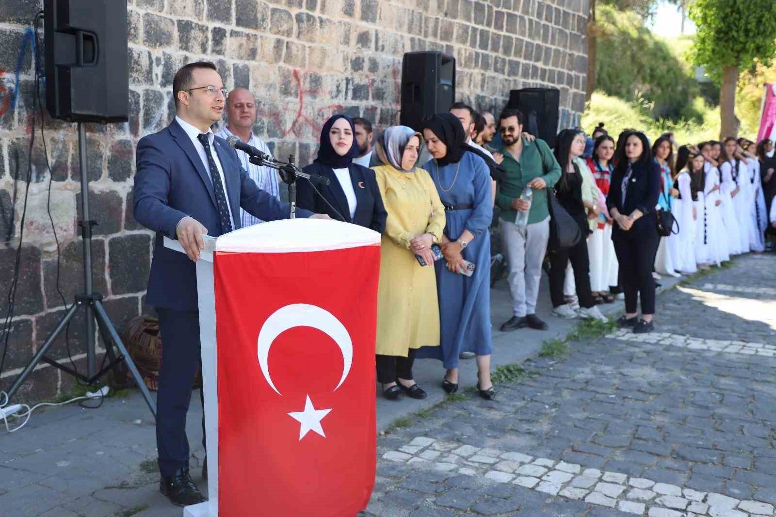 Cizre&rsquo;de tarihi Bırca Belek Parkında anlamlı Anneler G&uuml;n&uuml; kutlaması

