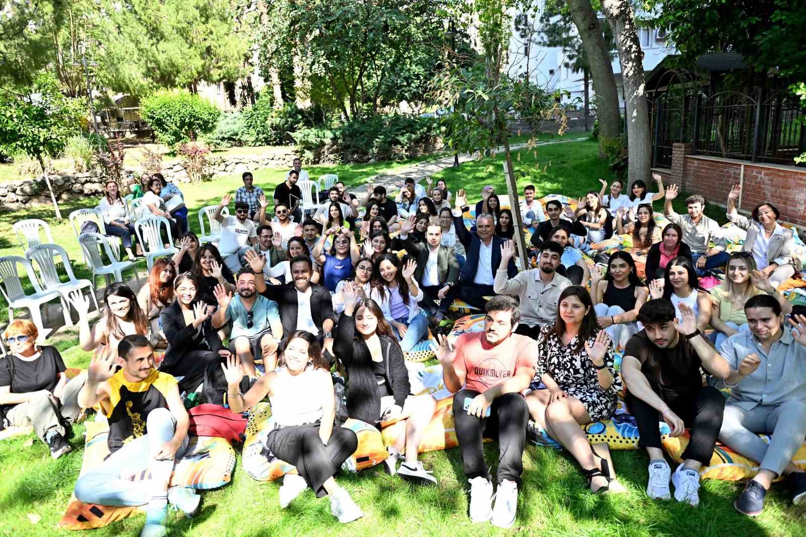 Muratpaşa, Antalya&rsquo;nın iklim geleceği i&ccedil;in COP31&rsquo;e hazırlanıyor
