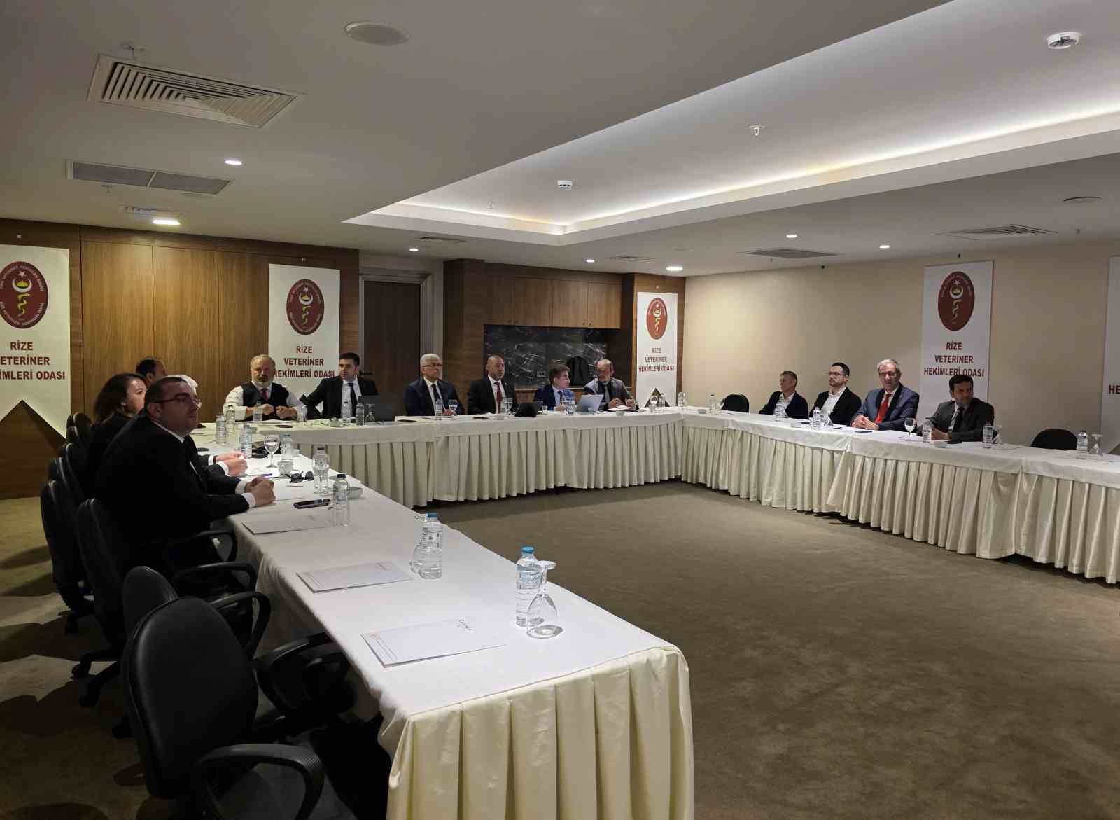 T&uuml;rk Veteriner Hekimleri Birliği Oda Başkanları B&ouml;lge Toplantısı, Rize&rsquo;de ger&ccedil;ekleştirildi
