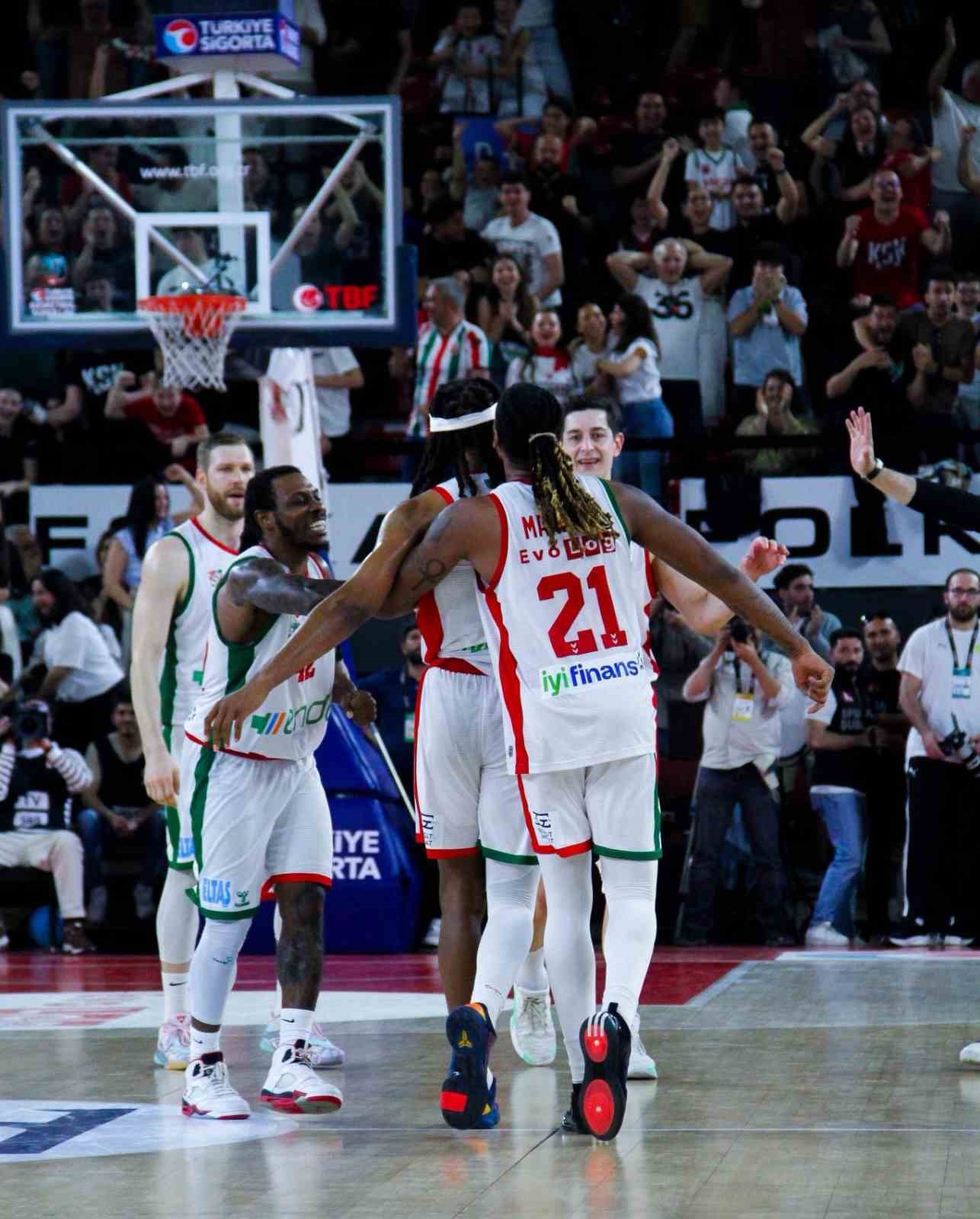 Basketbolda İzmir takımlarının durumu belli oluyor
